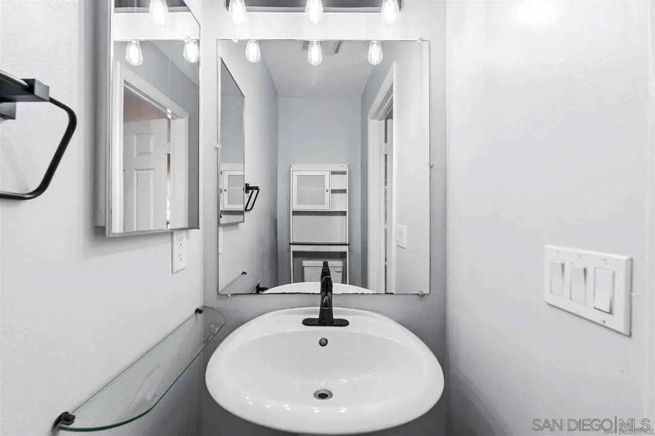 Detail Gallery Image 29 of 30 For 1280 W Main St  24, El Cajon,  CA 92020 - 2 Beds | 1/1 Baths