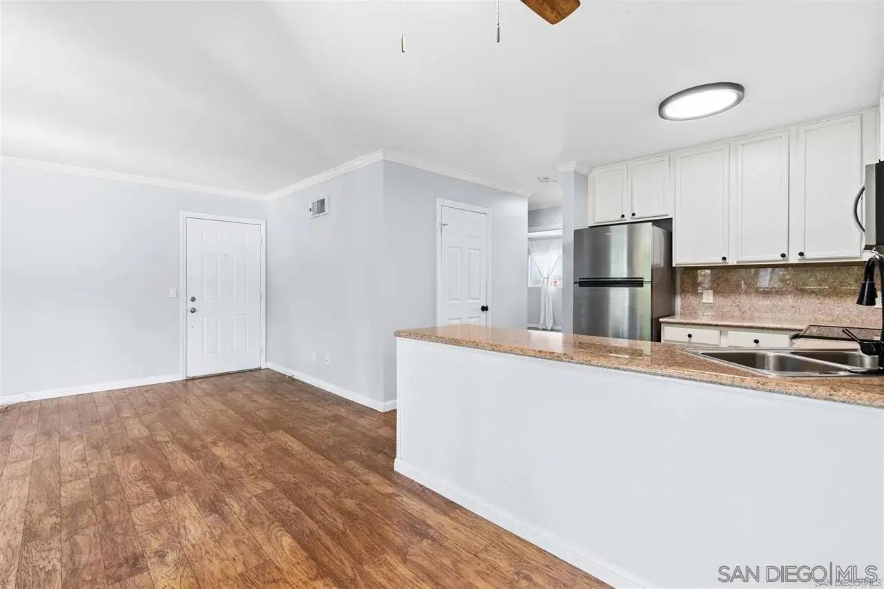 Detail Gallery Image 8 of 30 For 1280 W Main St  24, El Cajon,  CA 92020 - 2 Beds | 1/1 Baths