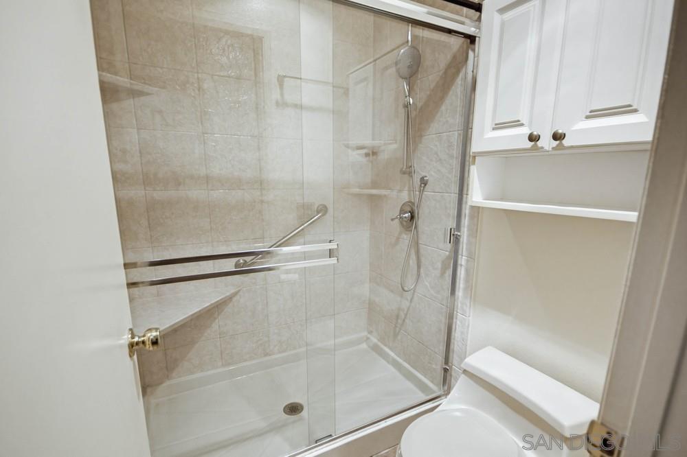 Detail Gallery Image 15 of 27 For 7044  Deerhurst Court, San Diego,  CA 92139 - 4 Beds | 2 Baths