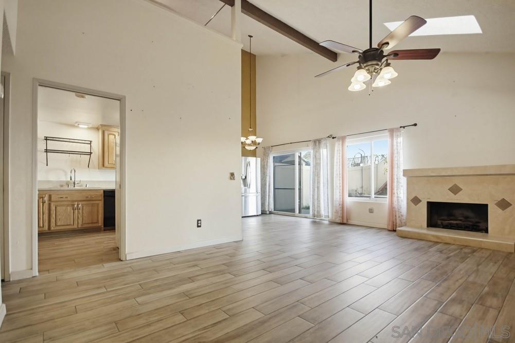 Detail Gallery Image 5 of 27 For 7044  Deerhurst Court, San Diego,  CA 92139 - 4 Beds | 2 Baths