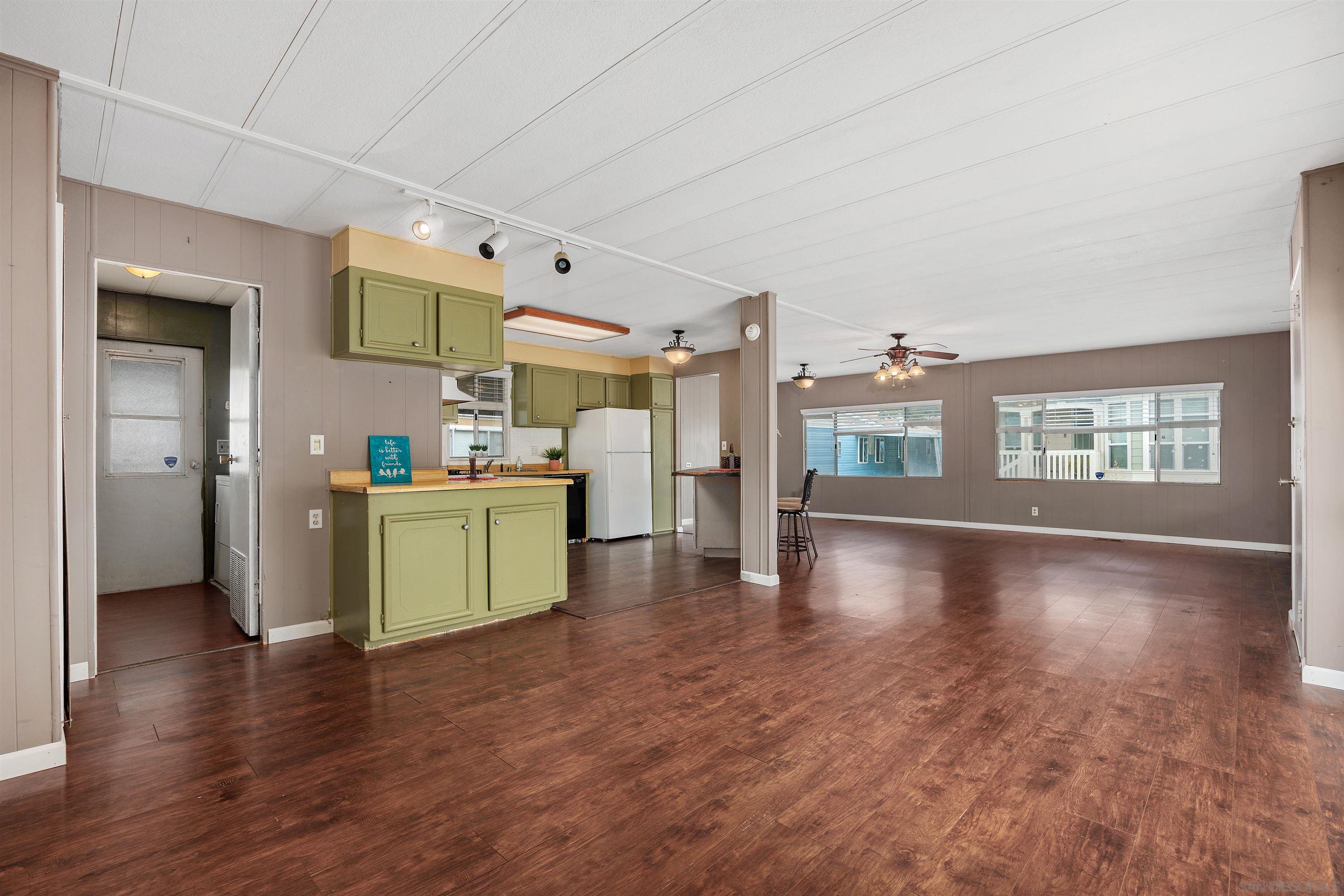 Detail Gallery Image 12 of 38 For 4616 N River Rd  89, Oceanside,  CA 92057 - 2 Beds | 2 Baths