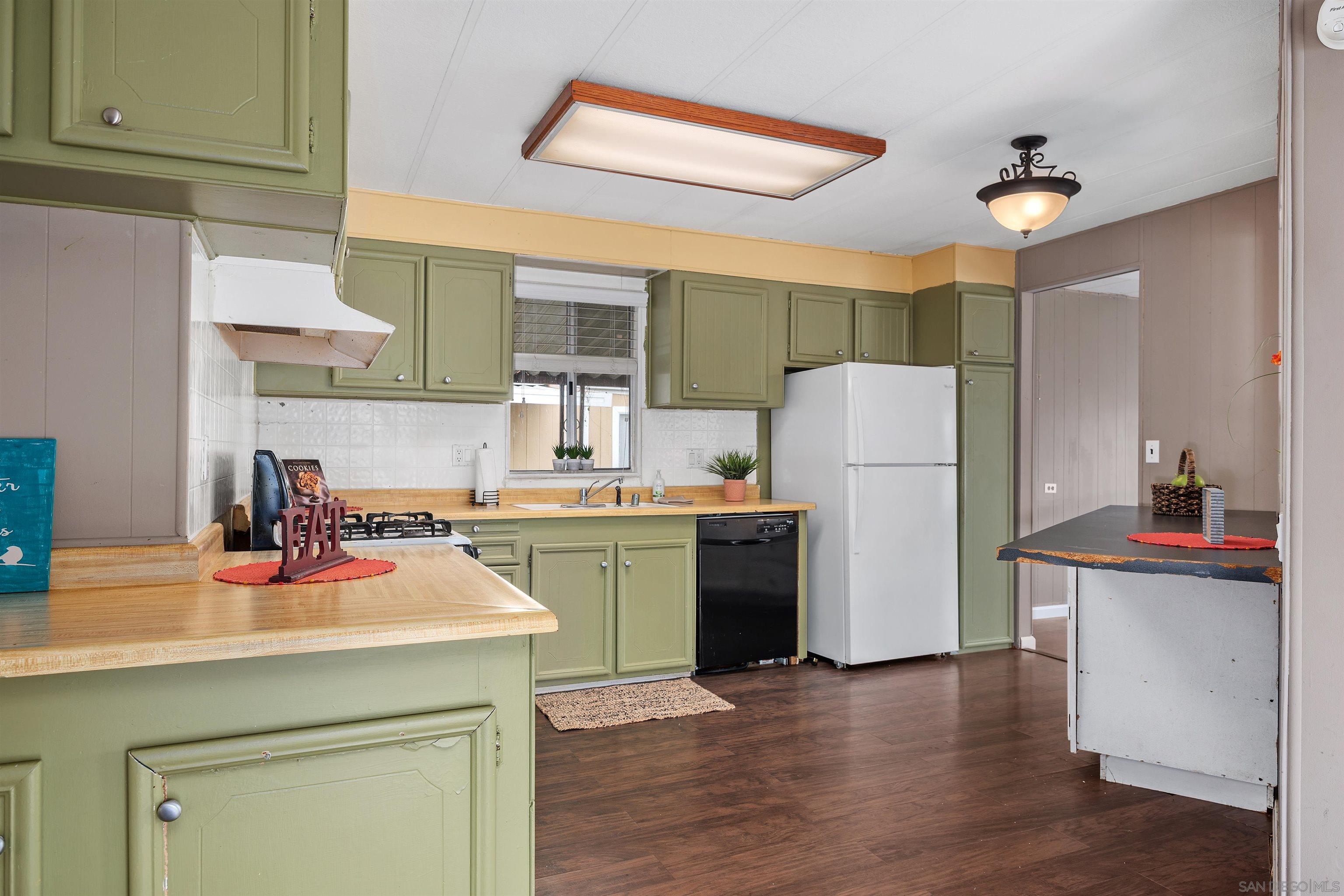 Detail Gallery Image 20 of 38 For 4616 N River Rd  89, Oceanside,  CA 92057 - 2 Beds | 2 Baths