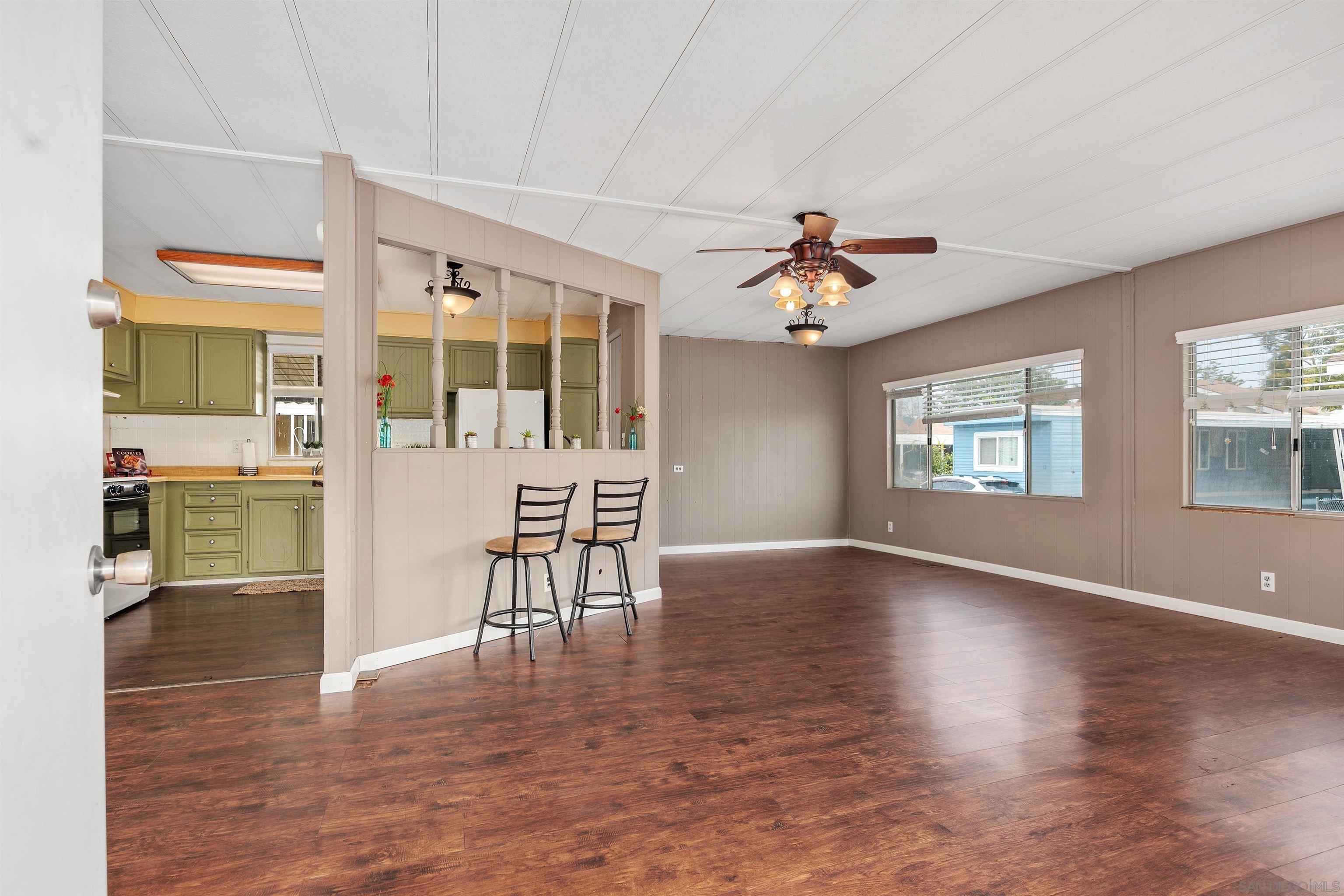 Detail Gallery Image 10 of 38 For 4616 N River Rd  89, Oceanside,  CA 92057 - 2 Beds | 2 Baths