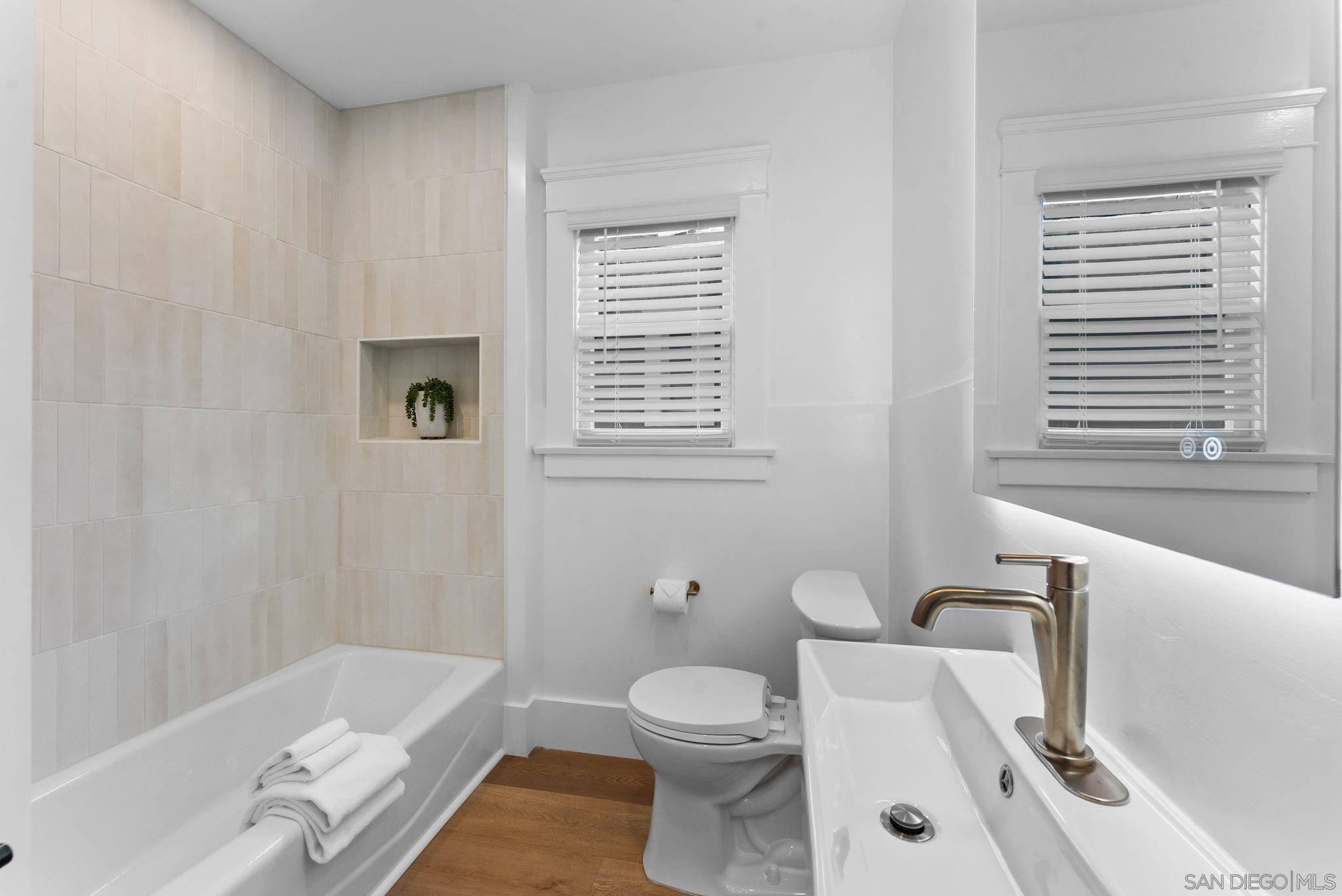 Detail Gallery Image 21 of 38 For 4665  Arizona St, San Diego,  CA 92116 - 5 Beds | 3/1 Baths