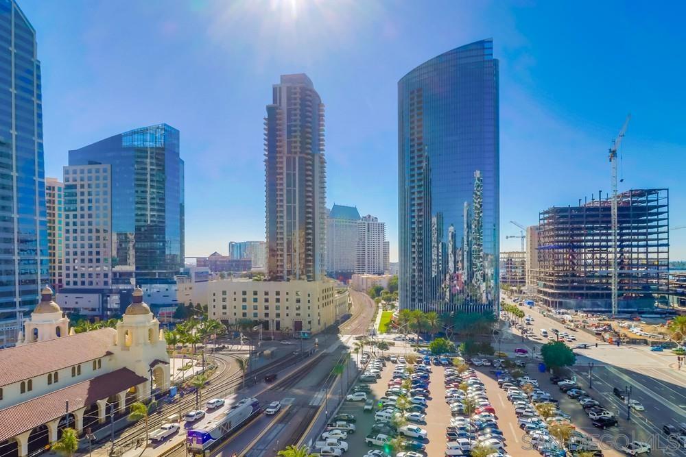 Detail Gallery Image 14 of 38 For 1199  Pacific Hwy  1204, San Diego,  CA 92101 - 2 Beds | 2 Baths