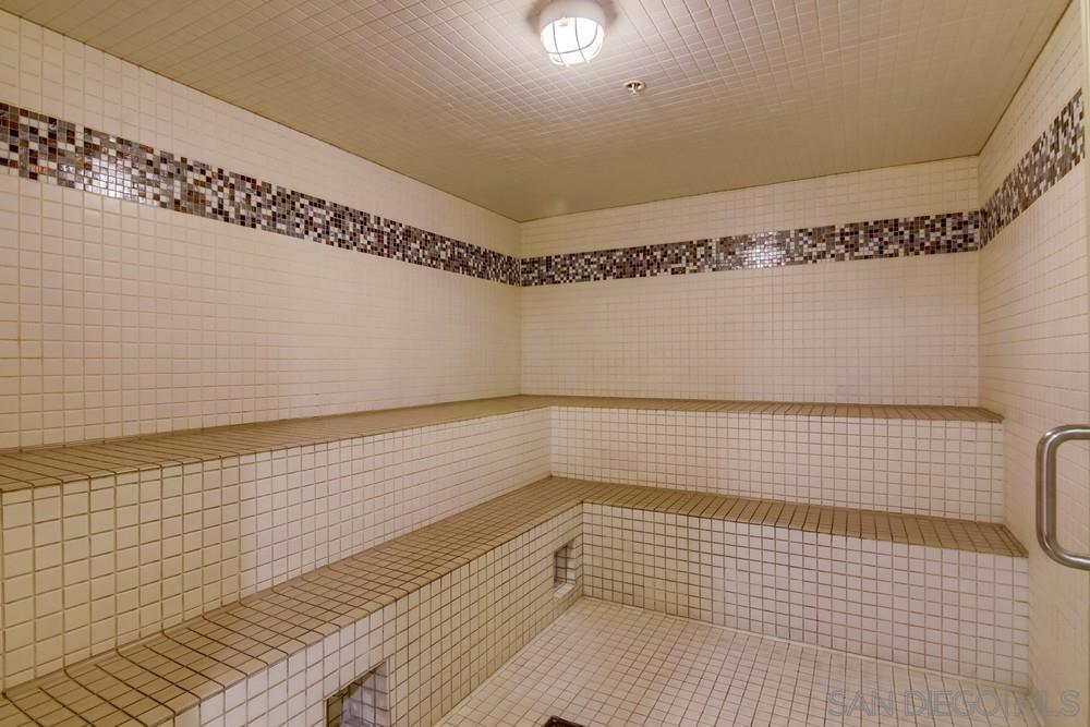 Detail Gallery Image 34 of 38 For 1199  Pacific Hwy  1204, San Diego,  CA 92101 - 2 Beds | 2 Baths