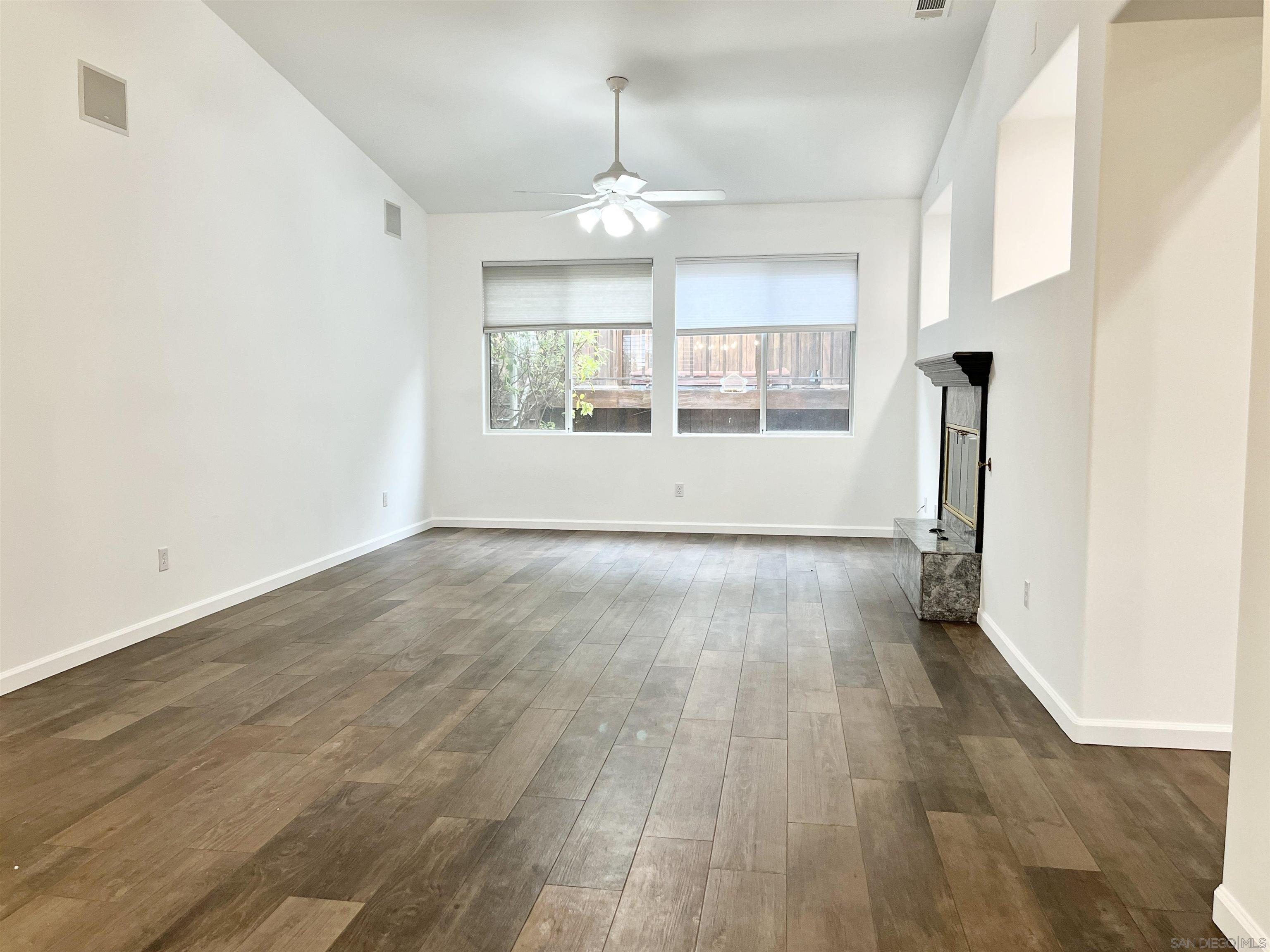 Detail Gallery Image 17 of 21 For 832  Legacy, San Marcos,  CA 92069 - 3 Beds | 3 Baths