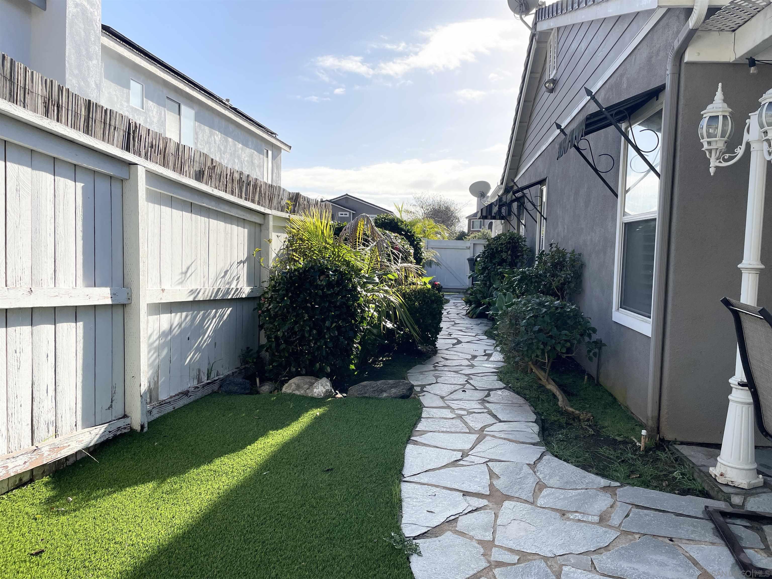 Detail Gallery Image 20 of 21 For 832  Legacy, San Marcos,  CA 92069 - 3 Beds | 3 Baths