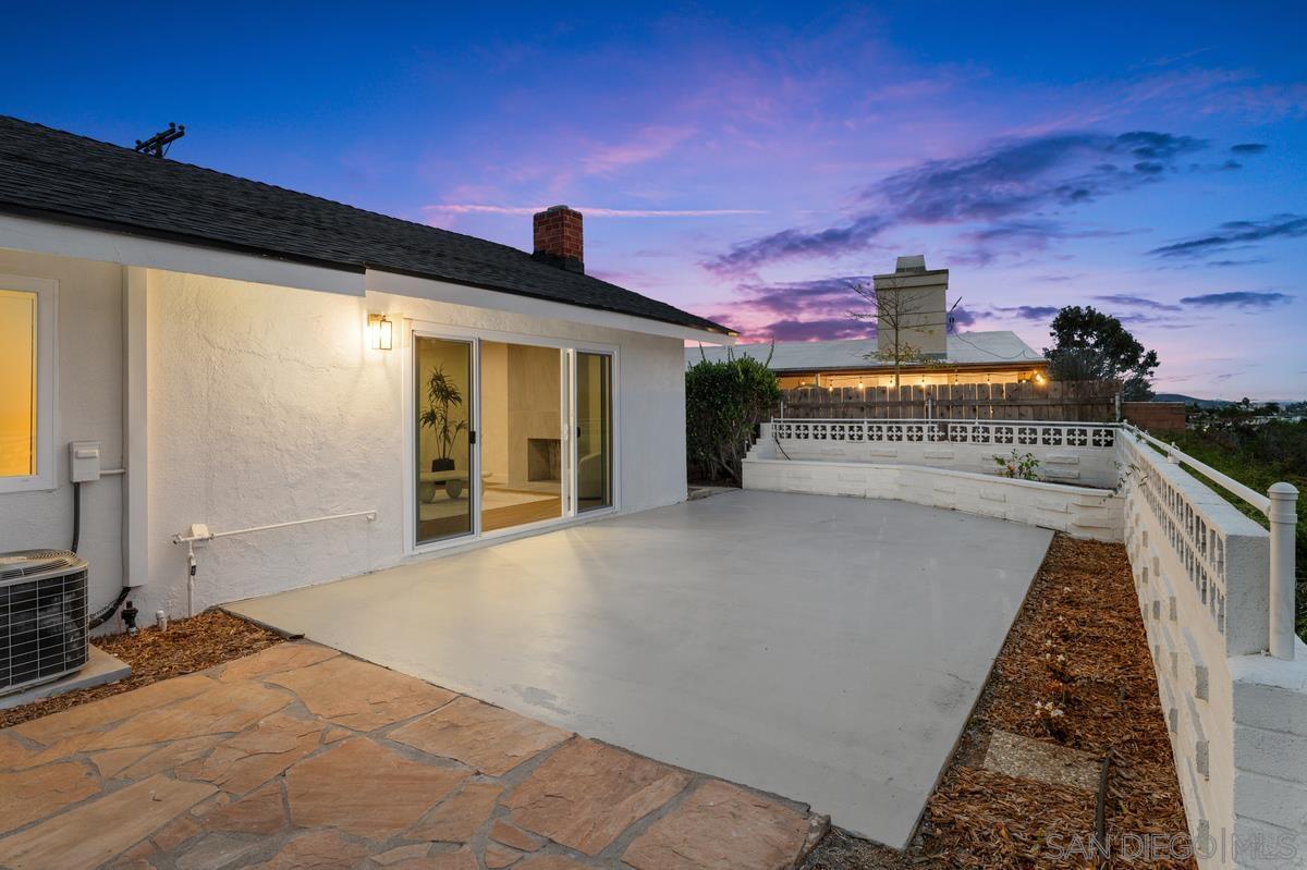 Detail Gallery Image 12 of 15 For 6428  Lake Apopka Pl, San Diego,  CA 92119 - 3 Beds | 2 Baths