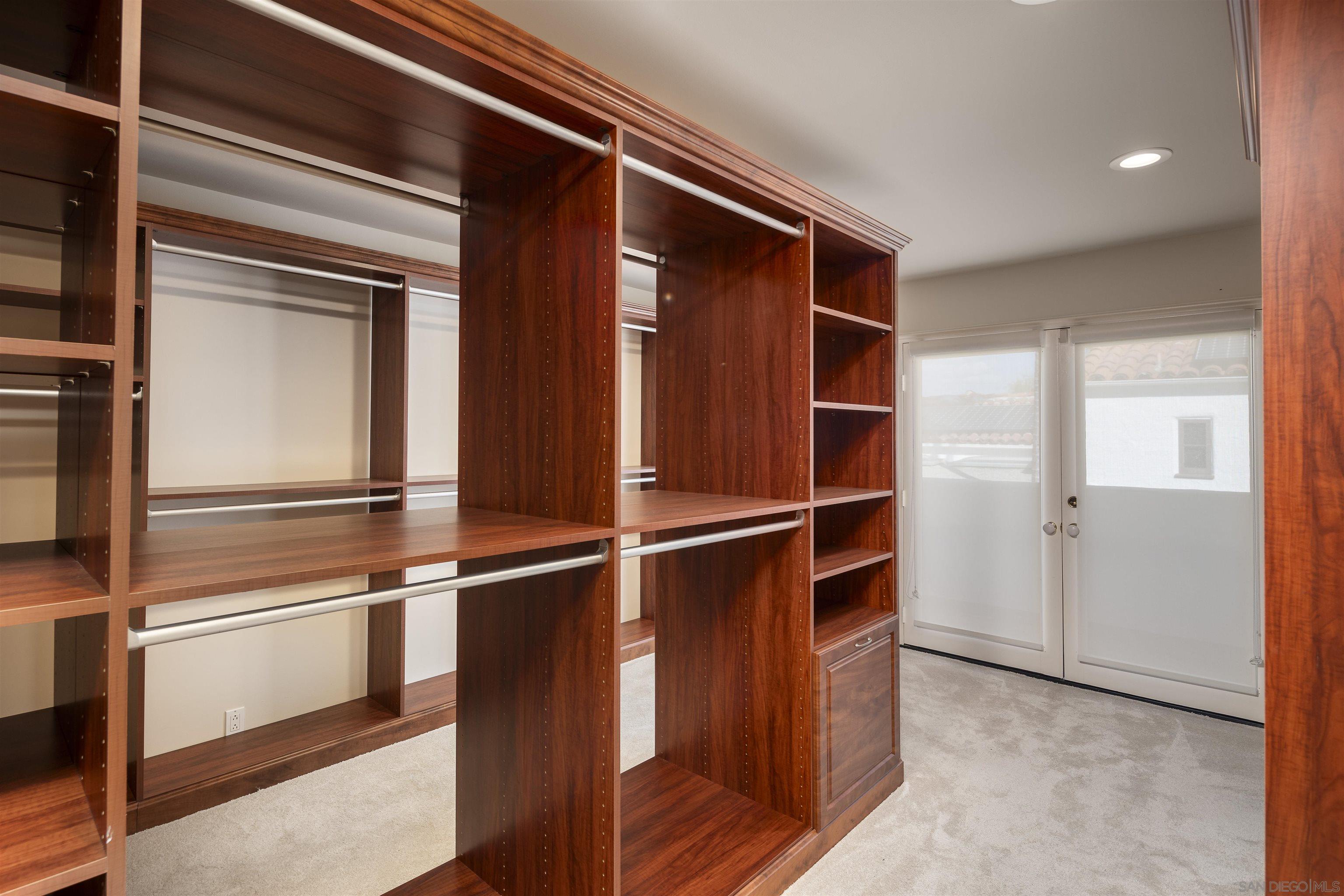 Detail Gallery Image 29 of 39 For 6129  La Flecha, Rancho Santa Fe,  CA 92067 - 4 Beds | 3/1 Baths