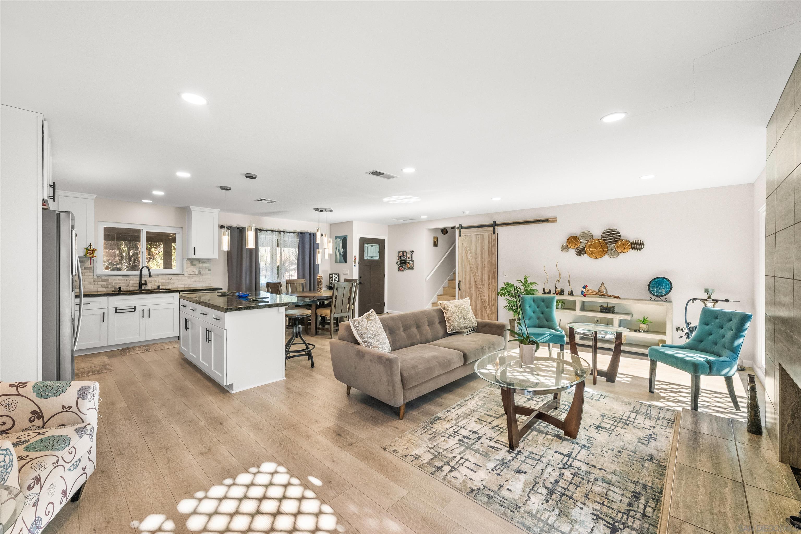 Detail Gallery Image 9 of 31 For 8459  Tommy Dr, San Diego,  CA 92119 - 4 Beds | 2/1 Baths