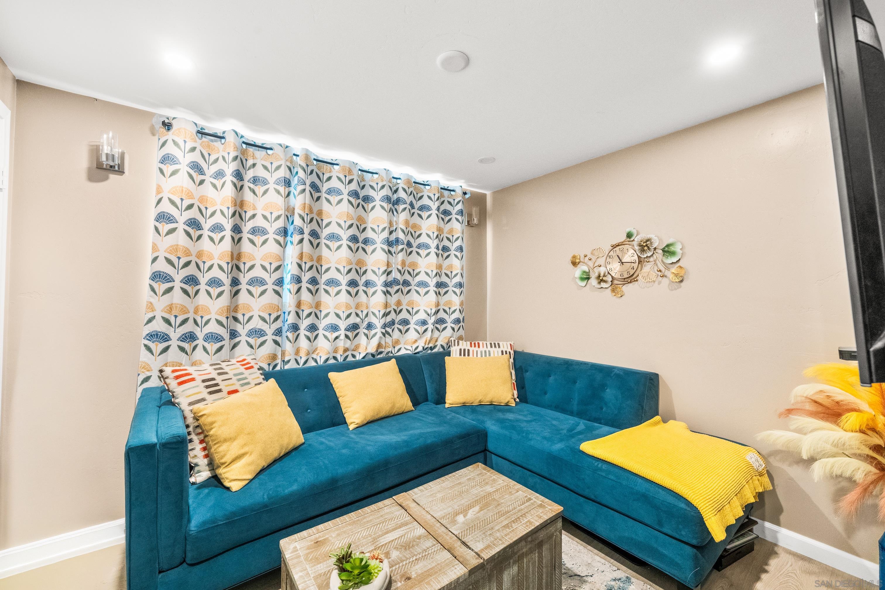 Detail Gallery Image 17 of 31 For 8459  Tommy Dr, San Diego,  CA 92119 - 4 Beds | 2/1 Baths