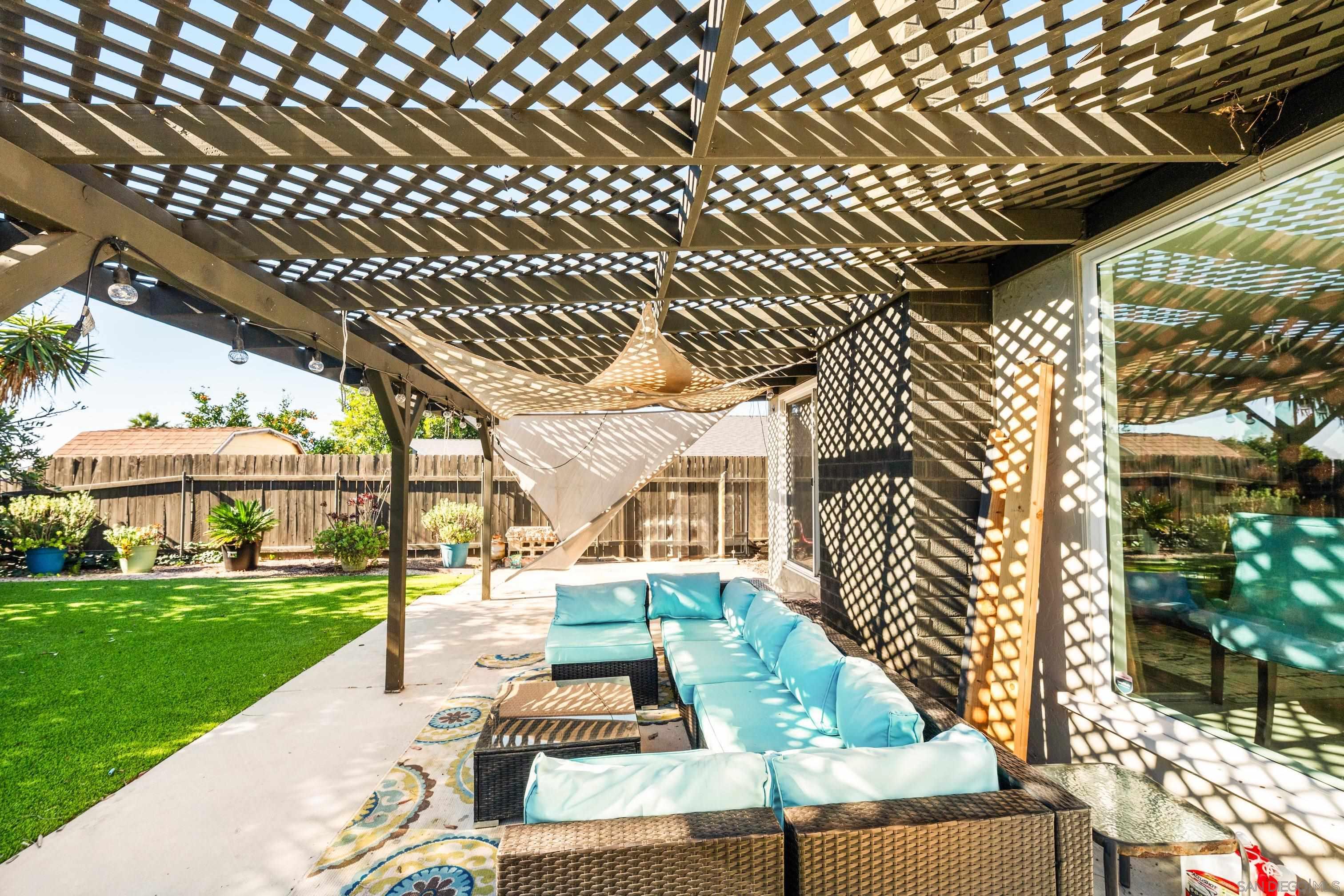 Detail Gallery Image 21 of 31 For 8459  Tommy Dr, San Diego,  CA 92119 - 4 Beds | 2/1 Baths