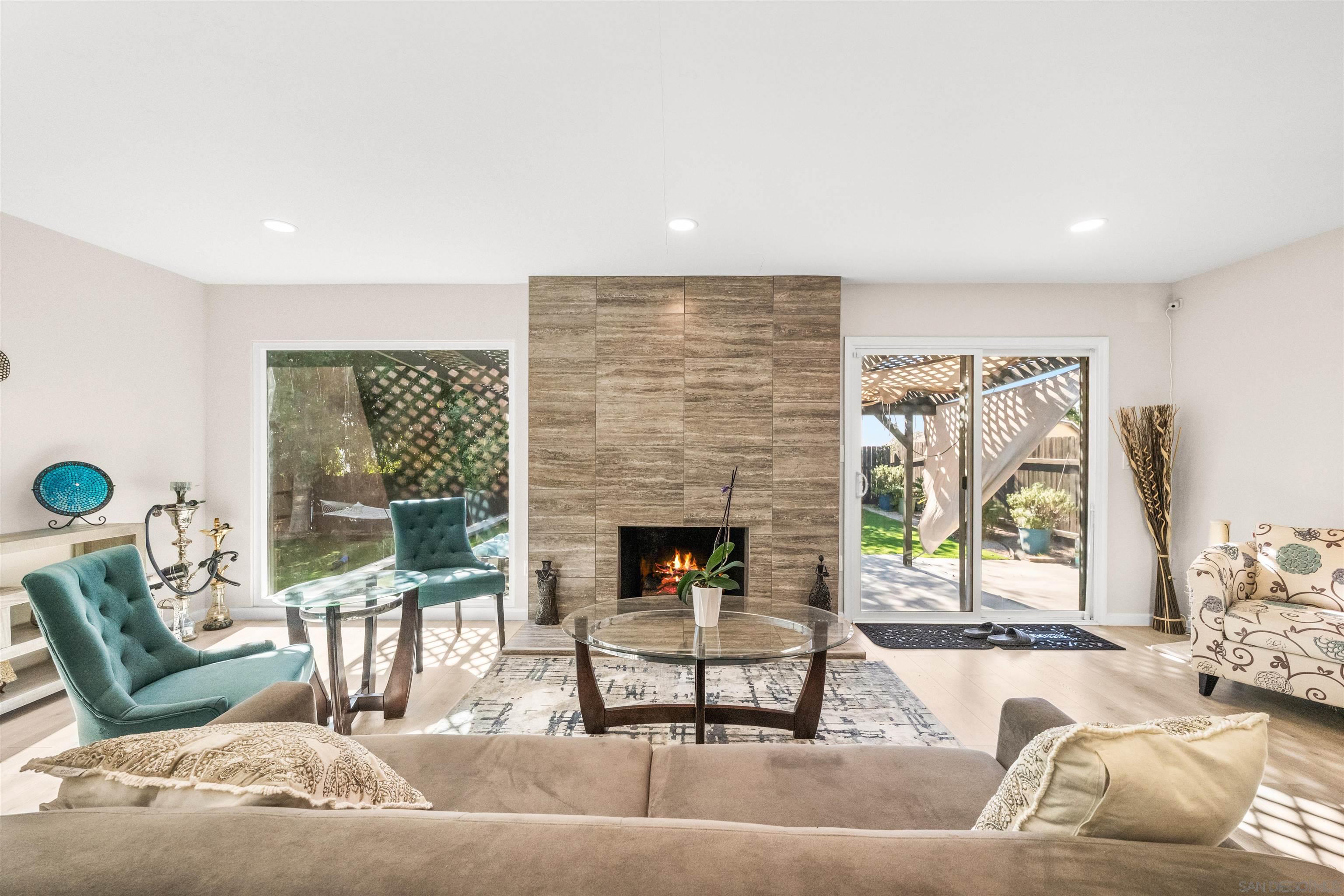 Detail Gallery Image 7 of 31 For 8459  Tommy Dr, San Diego,  CA 92119 - 4 Beds | 2/1 Baths