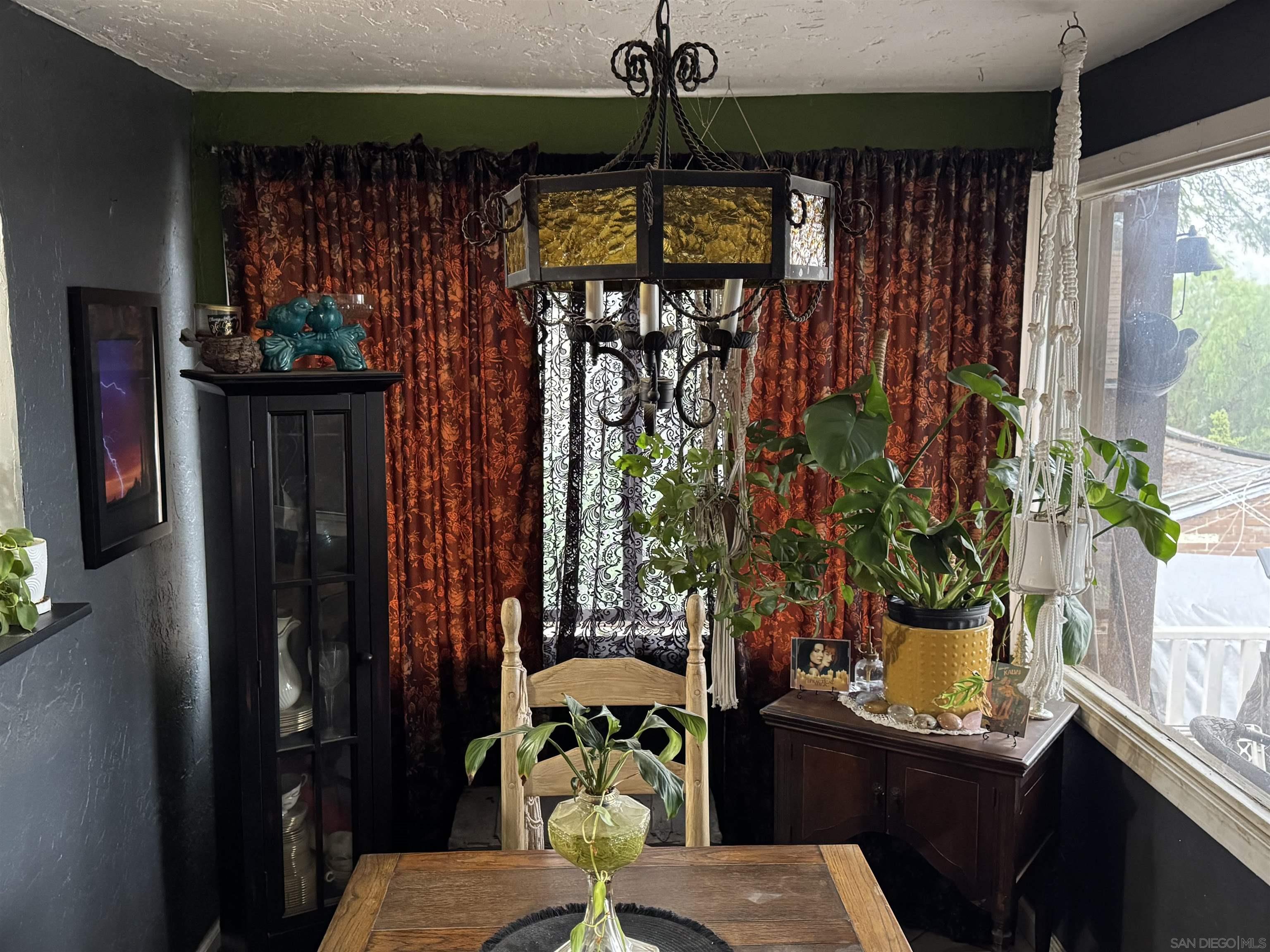 Detail Gallery Image 19 of 68 For 8468  Golden Ridge Rd, Lakeside,  CA 92040 - 3 Beds | 2 Baths