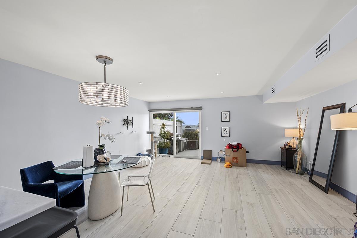 Detail Gallery Image 11 of 31 For 5746  Ferber Street, San Diego,  CA 92122 - 2 Beds | 1/1 Baths