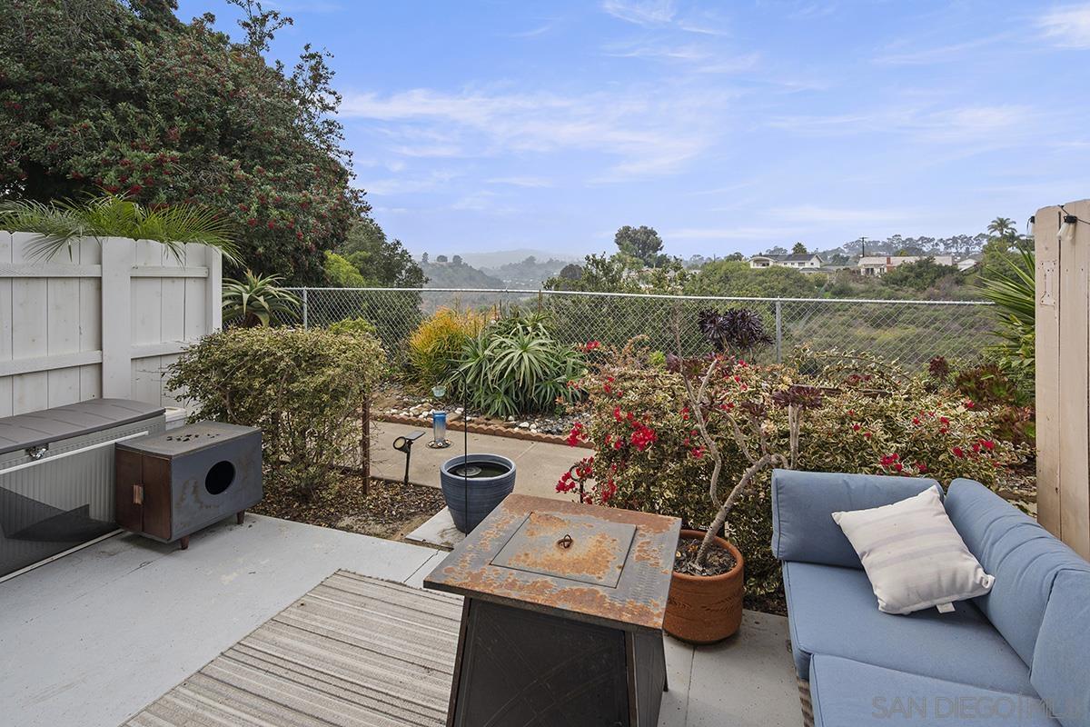 Detail Gallery Image 12 of 31 For 5746  Ferber Street, San Diego,  CA 92122 - 2 Beds | 1/1 Baths