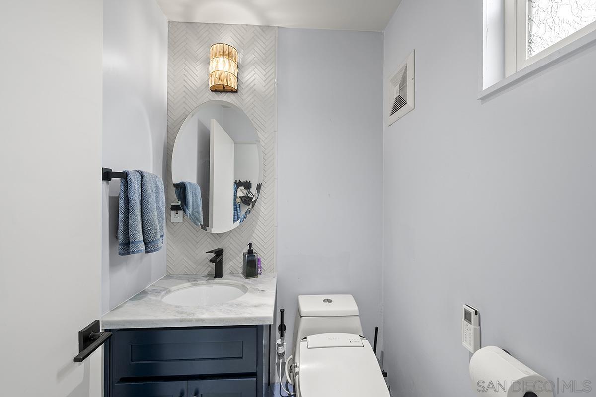 Detail Gallery Image 14 of 31 For 5746  Ferber Street, San Diego,  CA 92122 - 2 Beds | 1/1 Baths