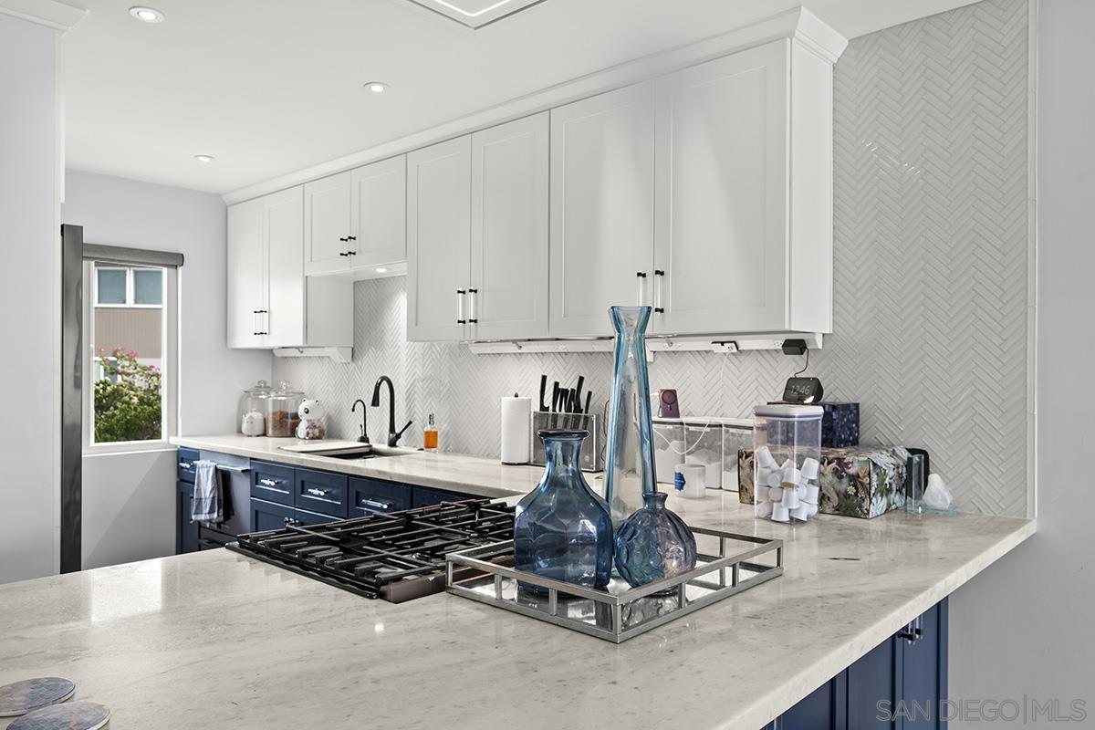 Detail Gallery Image 7 of 31 For 5746  Ferber Street, San Diego,  CA 92122 - 2 Beds | 1/1 Baths