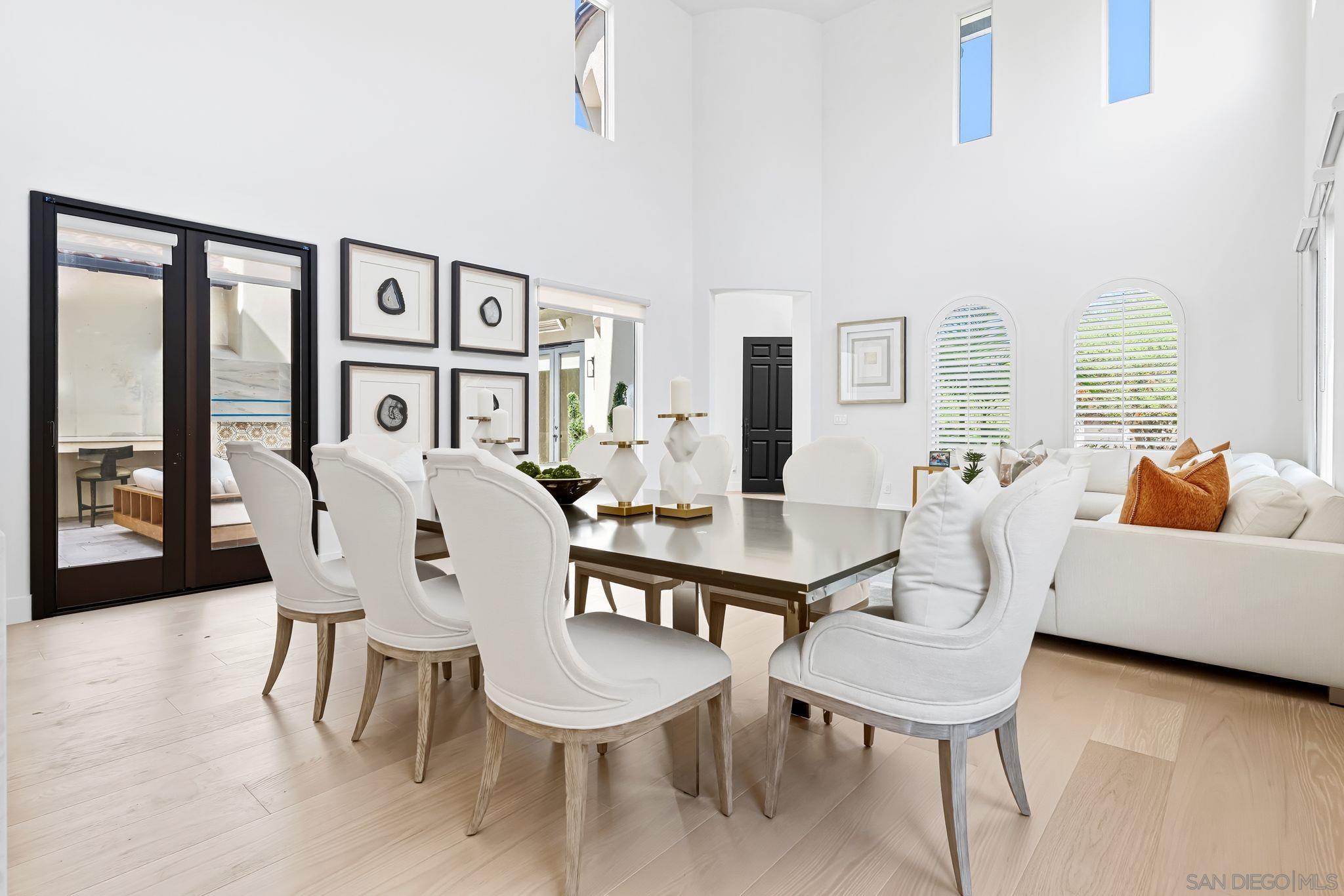 Detail Gallery Image 17 of 62 For 16829  Going My Way, San Diego,  CA 92127 - 4 Beds | 4 Baths