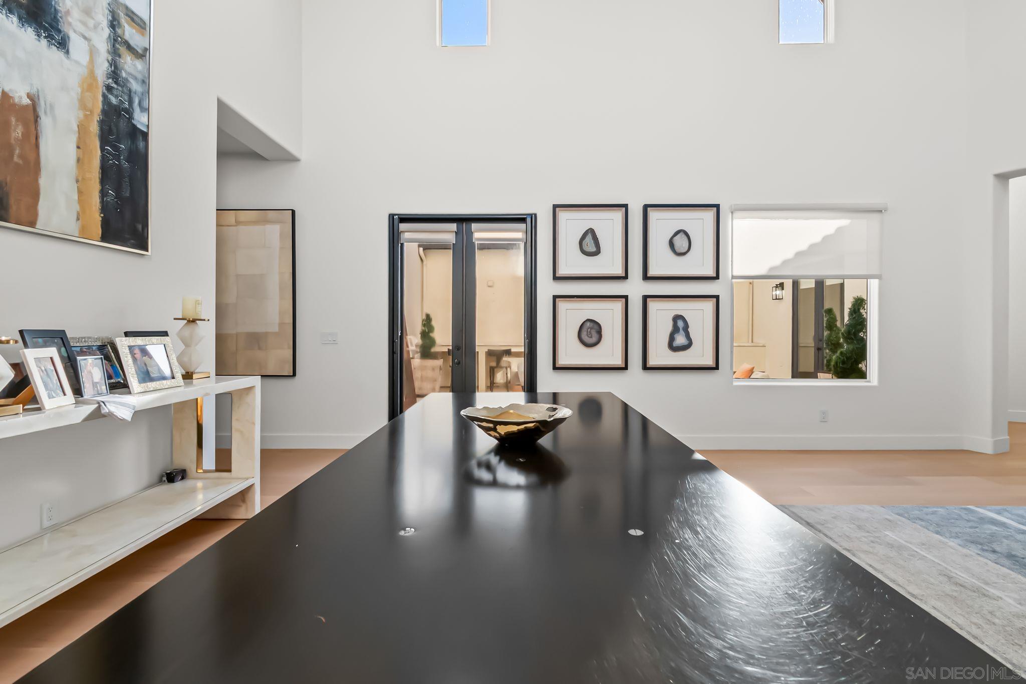 Detail Gallery Image 18 of 62 For 16829  Going My Way, San Diego,  CA 92127 - 4 Beds | 4 Baths