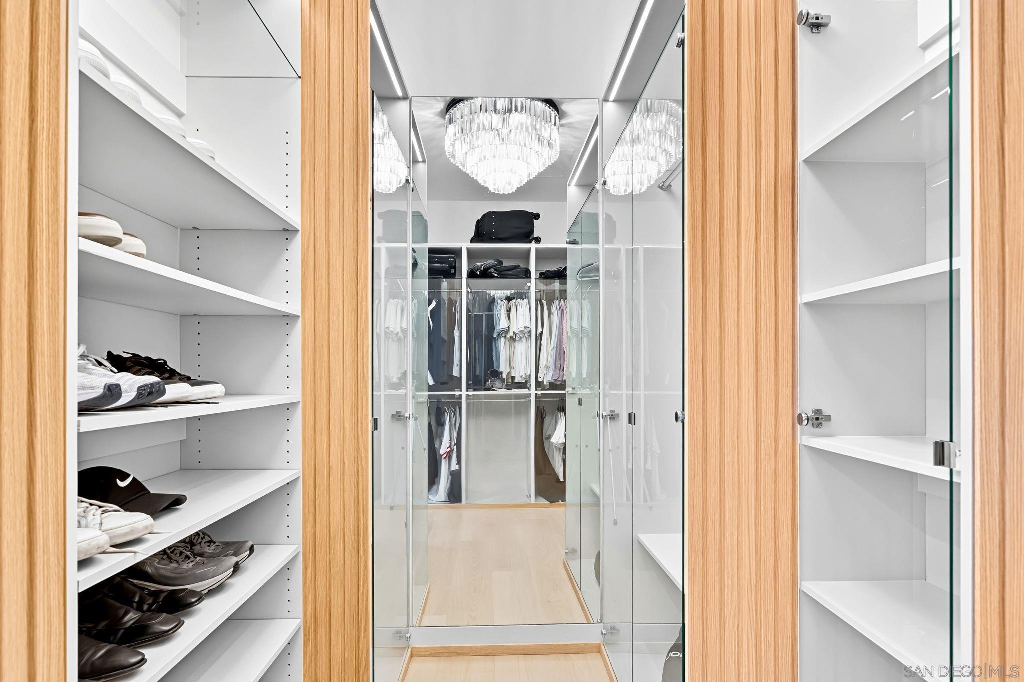 Detail Gallery Image 27 of 62 For 16829  Going My Way, San Diego,  CA 92127 - 4 Beds | 4 Baths