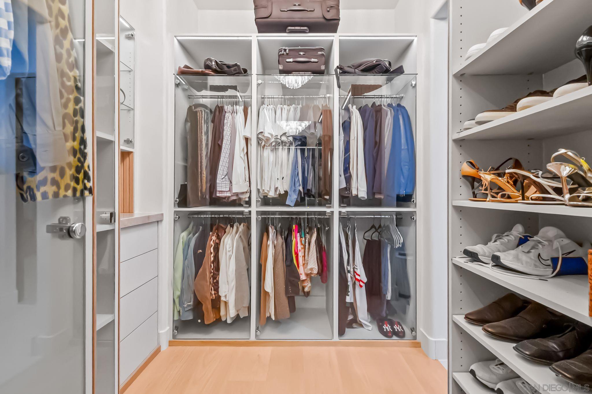 Detail Gallery Image 28 of 62 For 16829  Going My Way, San Diego,  CA 92127 - 4 Beds | 4 Baths