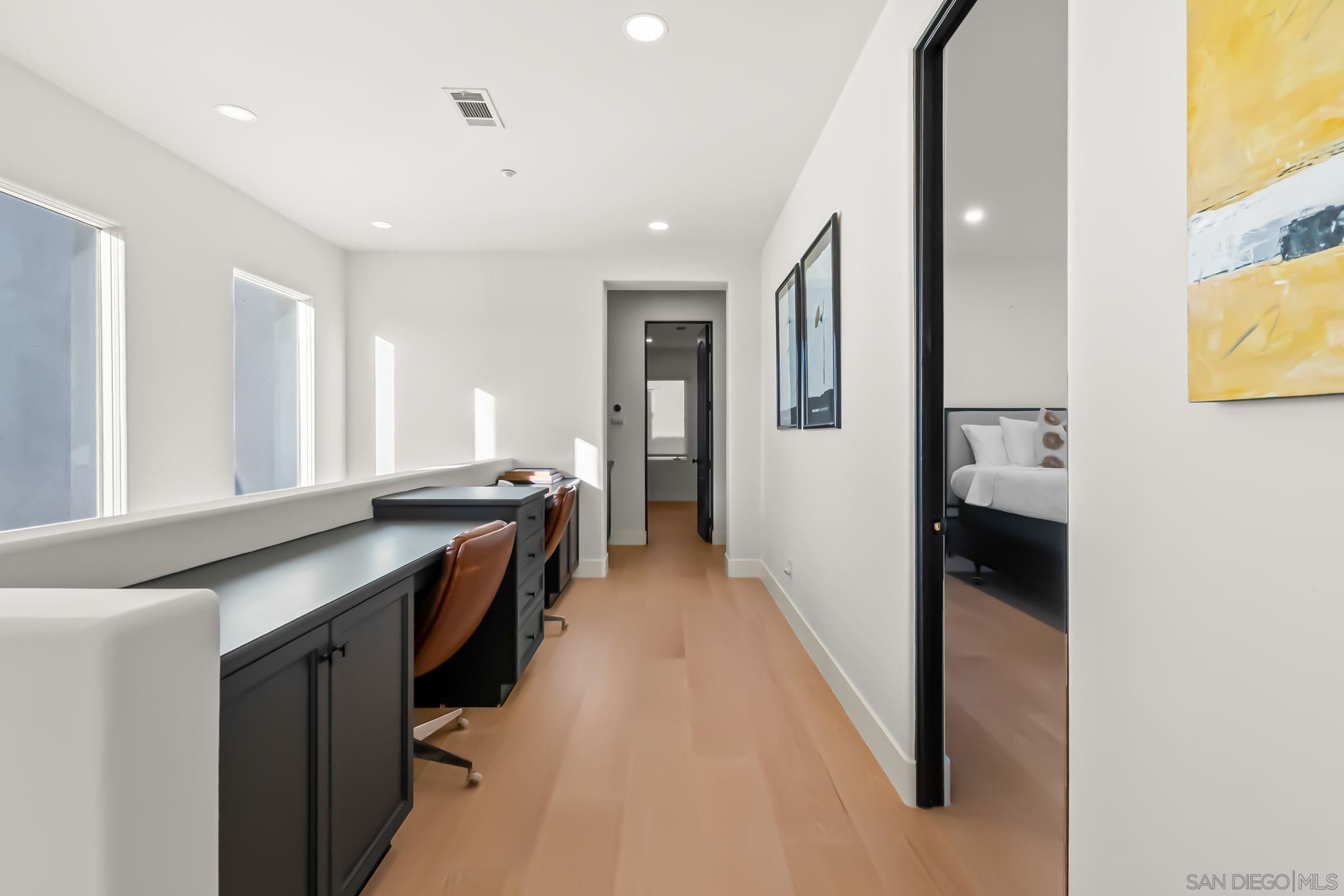 Detail Gallery Image 35 of 62 For 16829  Going My Way, San Diego,  CA 92127 - 4 Beds | 4 Baths