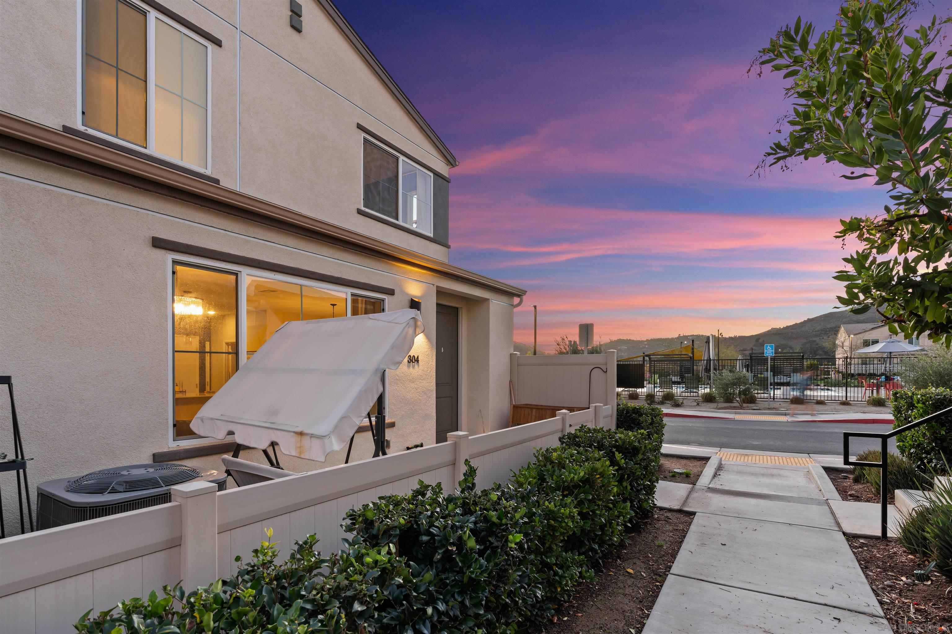 Detail Gallery Image 3 of 48 For 304  Sweet Place, Fallbrook,  CA 92028 - 4 Beds | 2/1 Baths