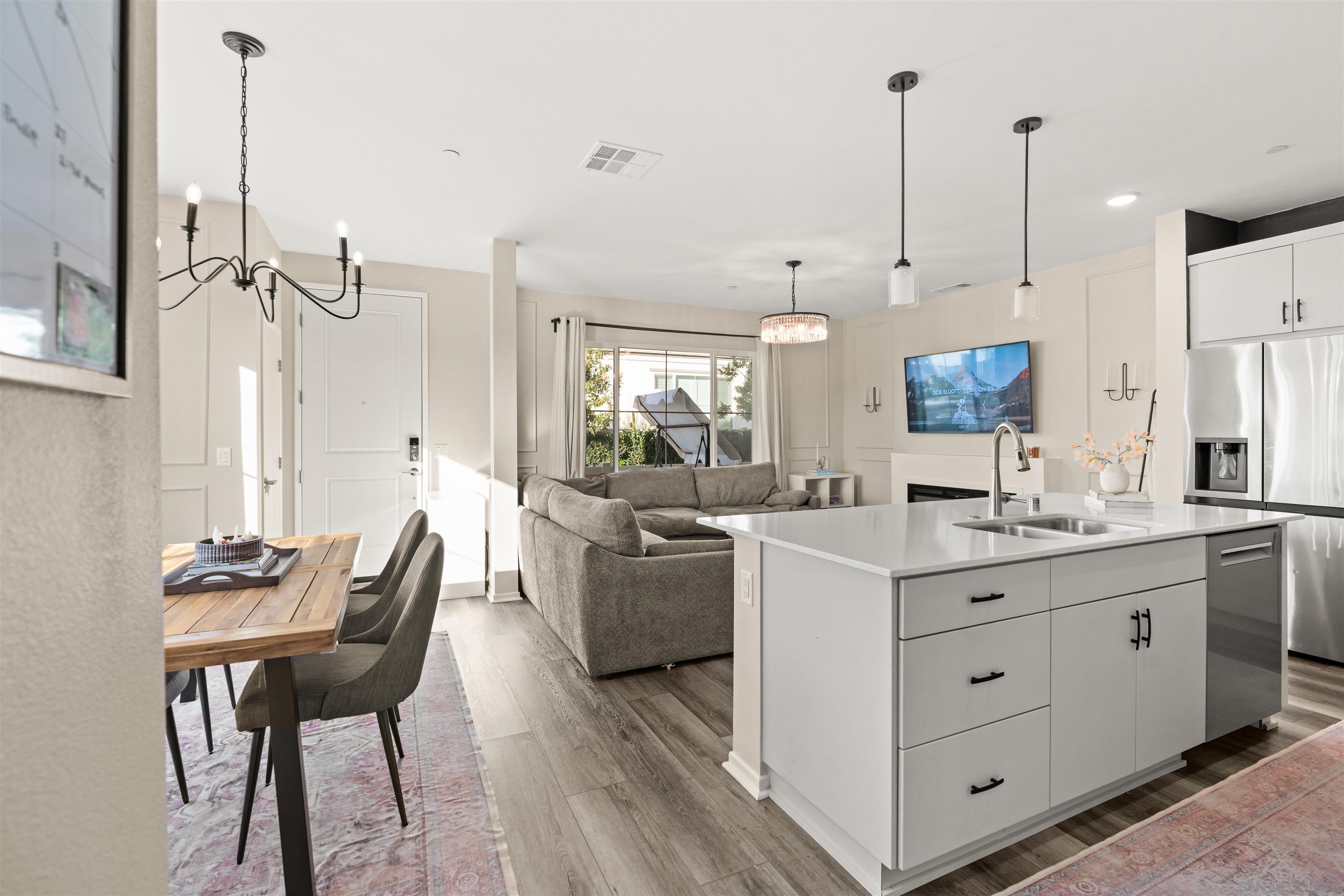 Detail Gallery Image 10 of 48 For 304  Sweet Place, Fallbrook,  CA 92028 - 4 Beds | 2/1 Baths