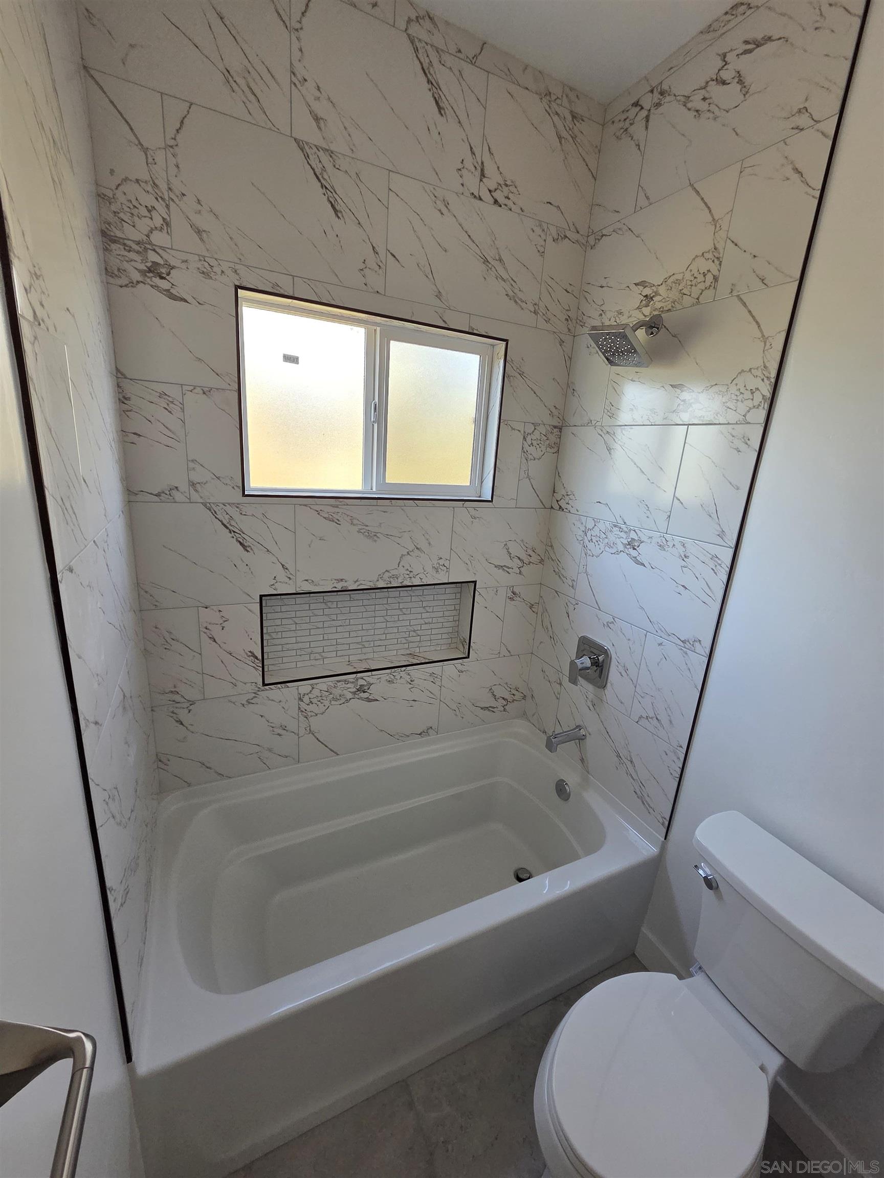 Detail Gallery Image 10 of 15 For 2702-17  Grove St, National City,  CA 91950 - 2 Beds | 1 Baths