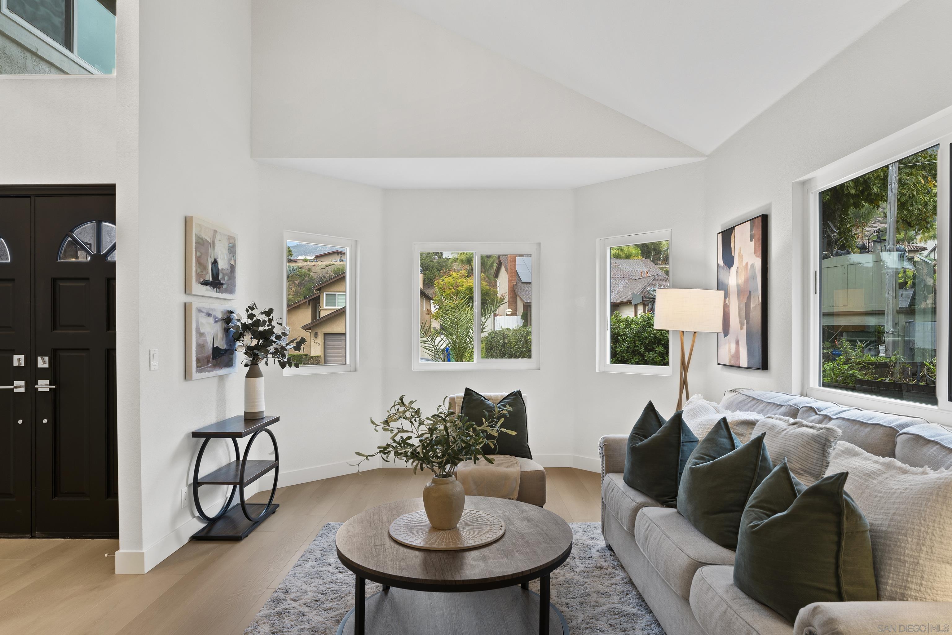 Detail Gallery Image 3 of 40 For 7224  Melotte St, San Diego,  CA 92119 - 4 Beds | 2/1 Baths