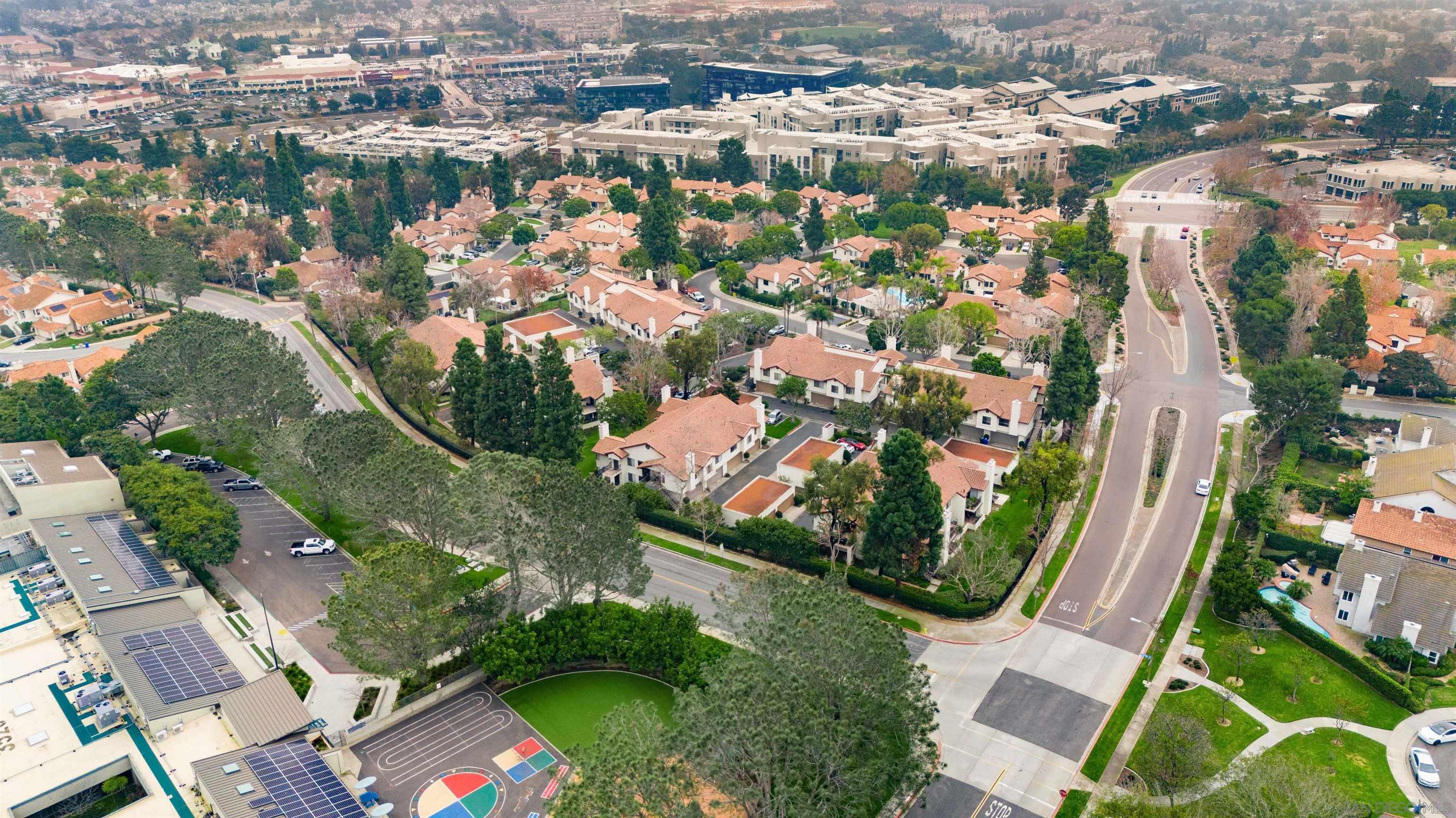 Detail Gallery Image 21 of 21 For 3546  Seahorn Cir, San Diego,  CA 92130 - 2 Beds | 2 Baths