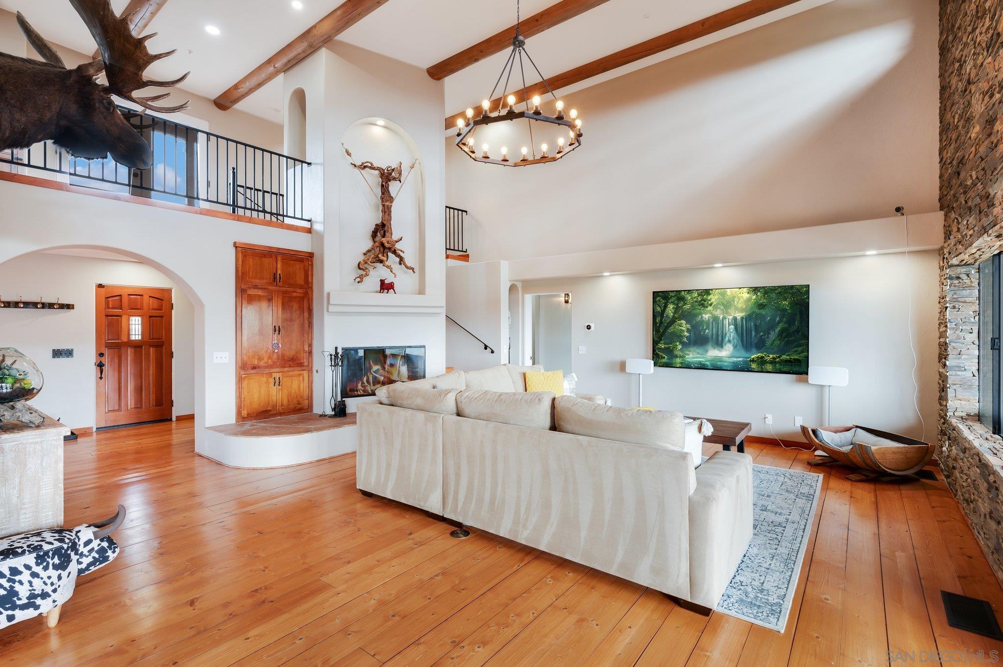 Detail Gallery Image 9 of 71 For 17287  Oak Hollow Road, Ramona,  CA 92065 - 5 Beds | 3/1 Baths