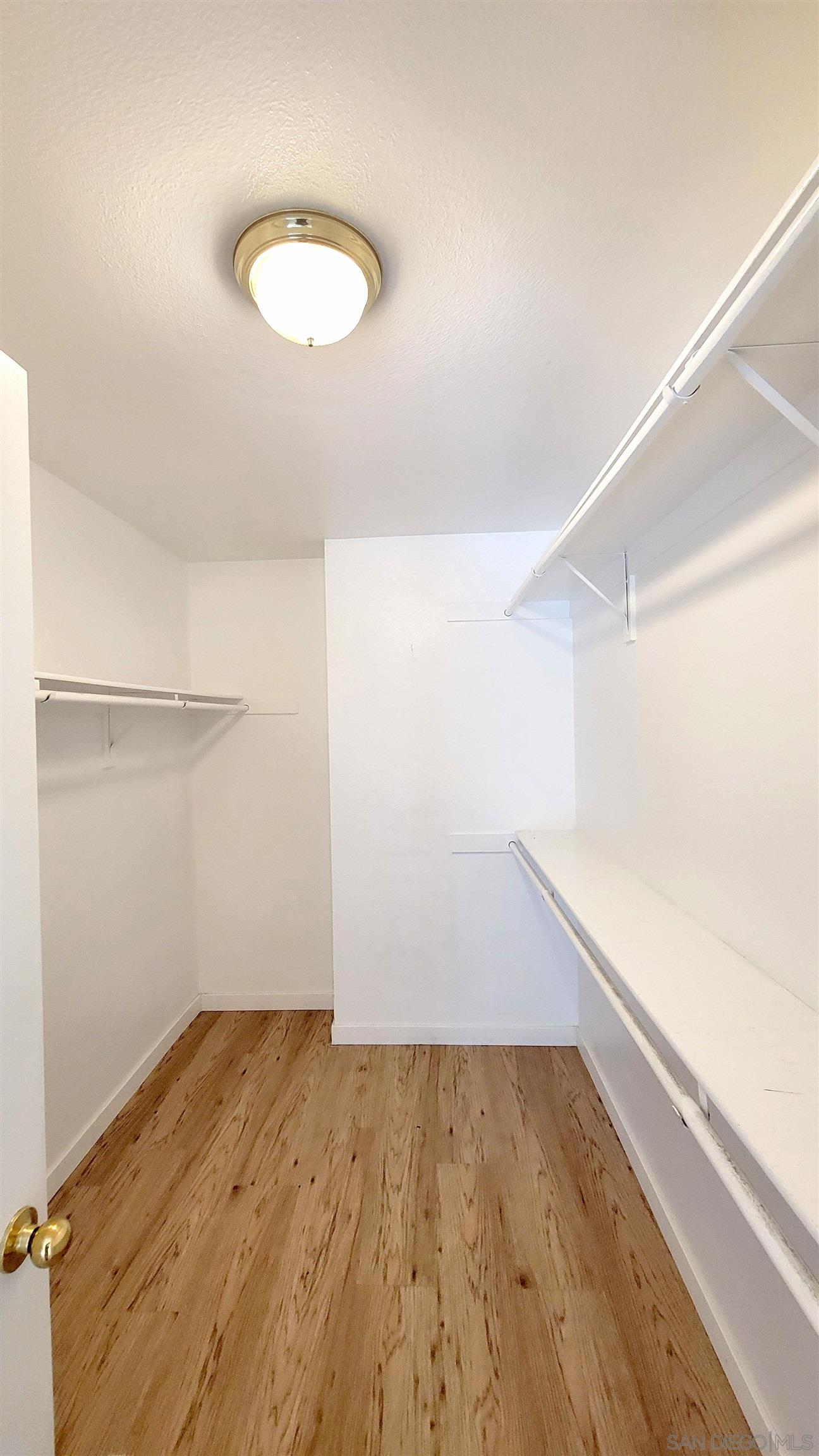 Detail Gallery Image 21 of 28 For 1205  Calle Tesoro, Chula Vista,  CA 91915 - 3 Beds | 2/1 Baths