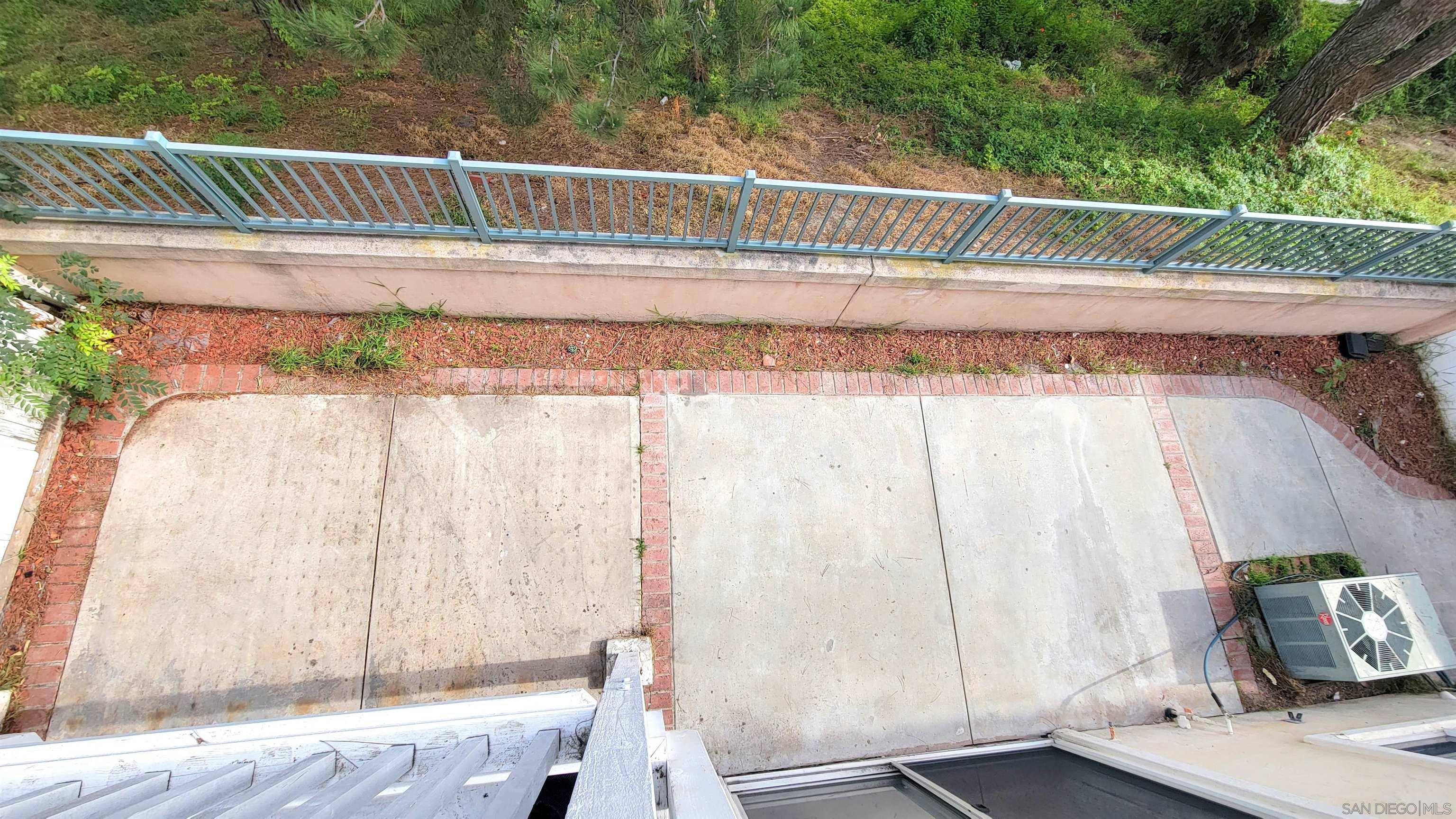 Detail Gallery Image 27 of 28 For 1205  Calle Tesoro, Chula Vista,  CA 91915 - 3 Beds | 2/1 Baths