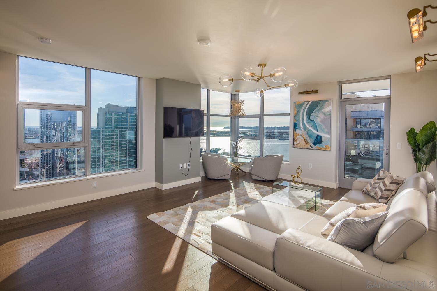 Front Image Thumbnail for SD250046228