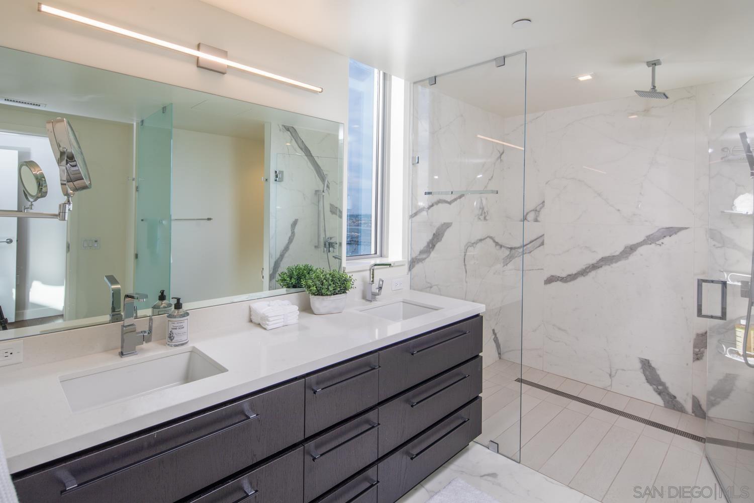 Detail Gallery Image 15 of 31 For 1388  Kettner Blvd  3405, San Diego,  CA 92101 - 2 Beds | 2 Baths