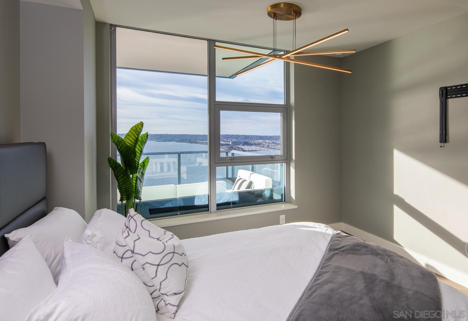 Detail Gallery Image 18 of 31 For 1388  Kettner Blvd  3405, San Diego,  CA 92101 - 2 Beds | 2 Baths