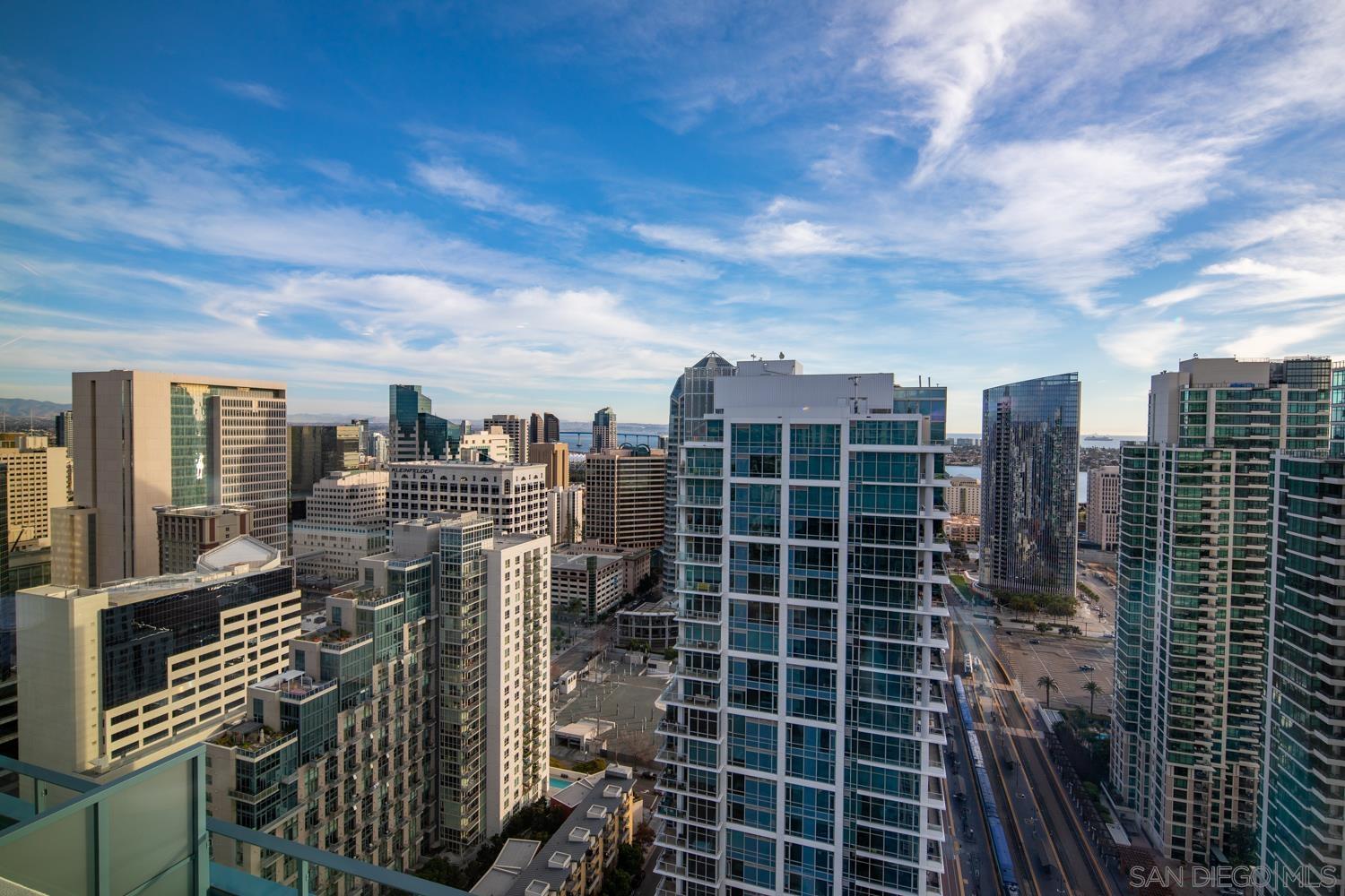 Detail Gallery Image 22 of 31 For 1388  Kettner Blvd  3405, San Diego,  CA 92101 - 2 Beds | 2 Baths