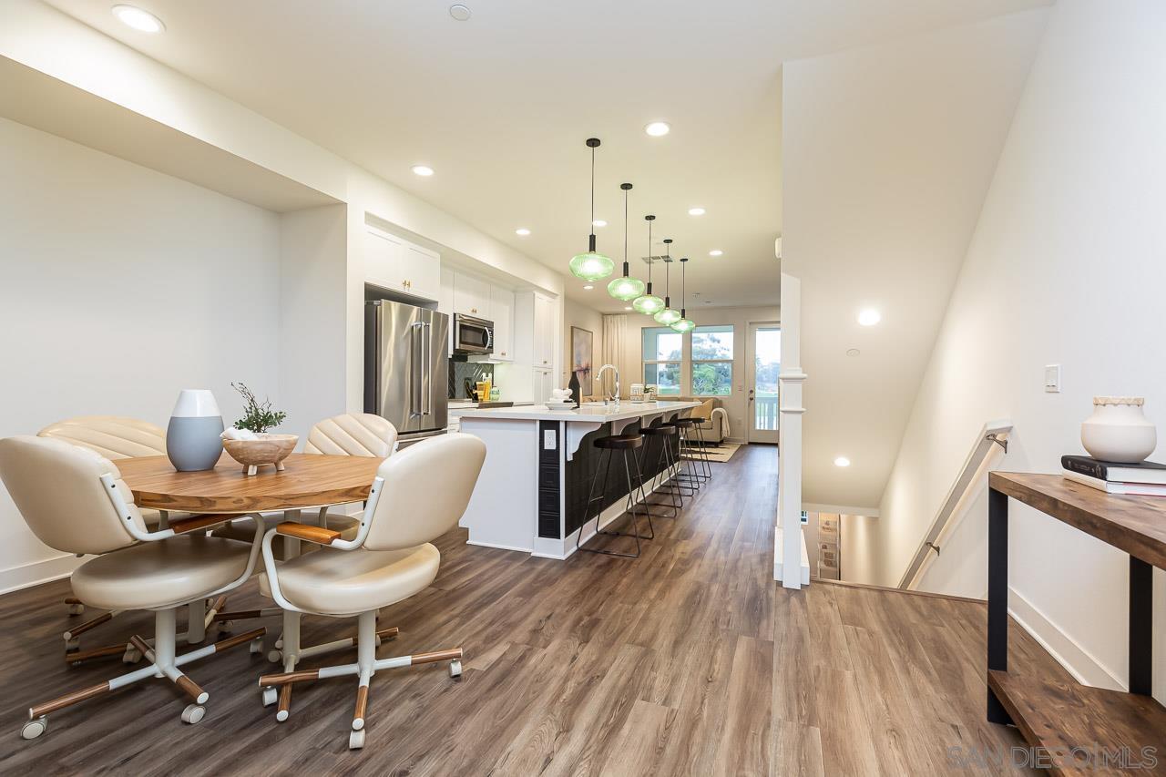 Detail Gallery Image 11 of 27 For 1120  Sea Glass Way, Oceanside,  CA 92054 - 3 Beds | 2/1 Baths