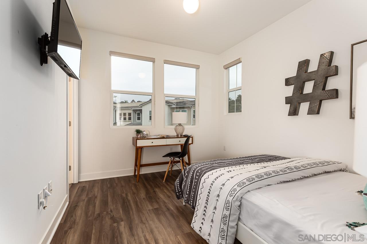 Detail Gallery Image 21 of 27 For 1120  Sea Glass Way, Oceanside,  CA 92054 - 3 Beds | 2/1 Baths