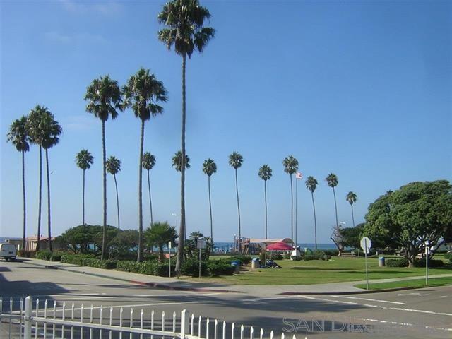 Front Image Thumbnail for SD250046231