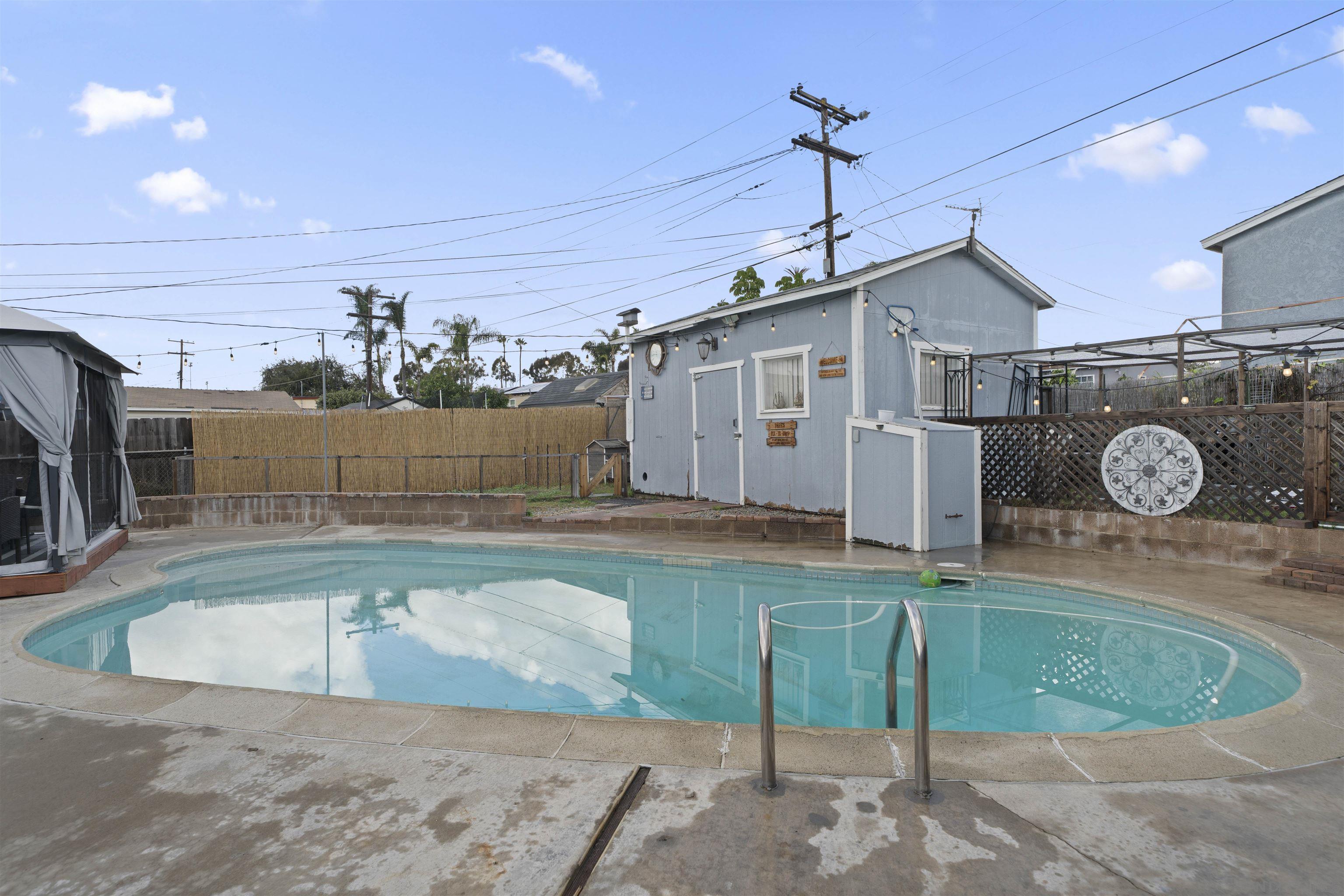 Detail Gallery Image 33 of 51 For 655  Robert Ave, Chula Vista,  CA 91910 - 3 Beds | 2 Baths