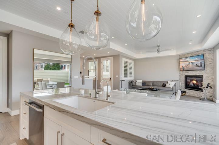 Detail Gallery Image 19 of 56 For 710  E Avenue, Coronado,  CA 92118 - 4 Beds | 4/1 Baths