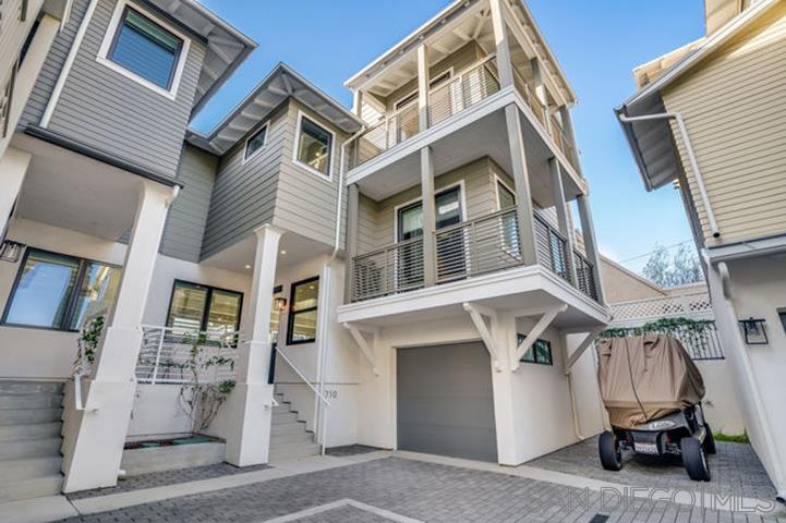 Detail Gallery Image 4 of 56 For 710  E Avenue, Coronado,  CA 92118 - 4 Beds | 4/1 Baths