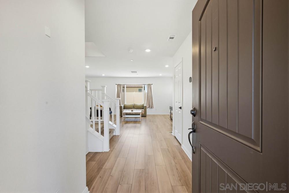 Detail Gallery Image 9 of 52 For 25579  Calamity Lane, Homeland,  CA 92548 - 3 Beds | 2/1 Baths