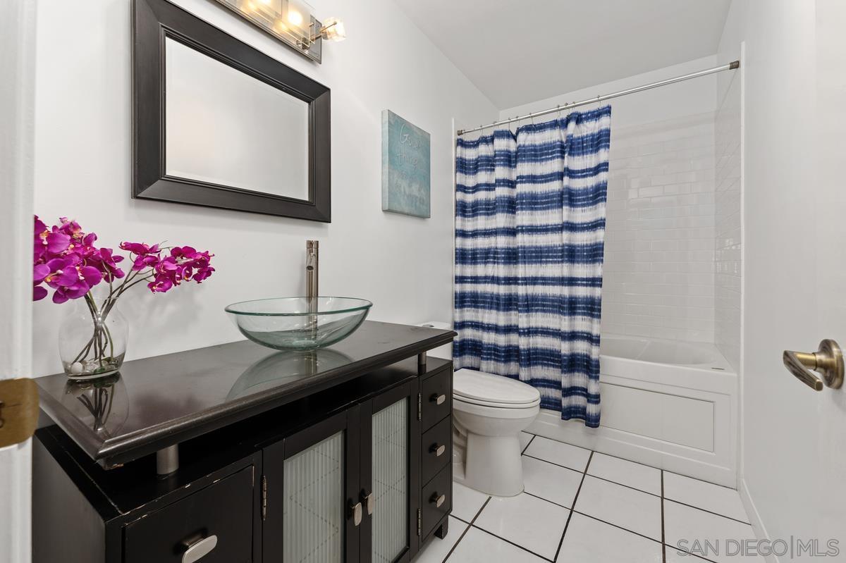 Detail Gallery Image 21 of 27 For 6330  Printwood Way, San Diego,  CA 92117 - 4 Beds | 2 Baths
