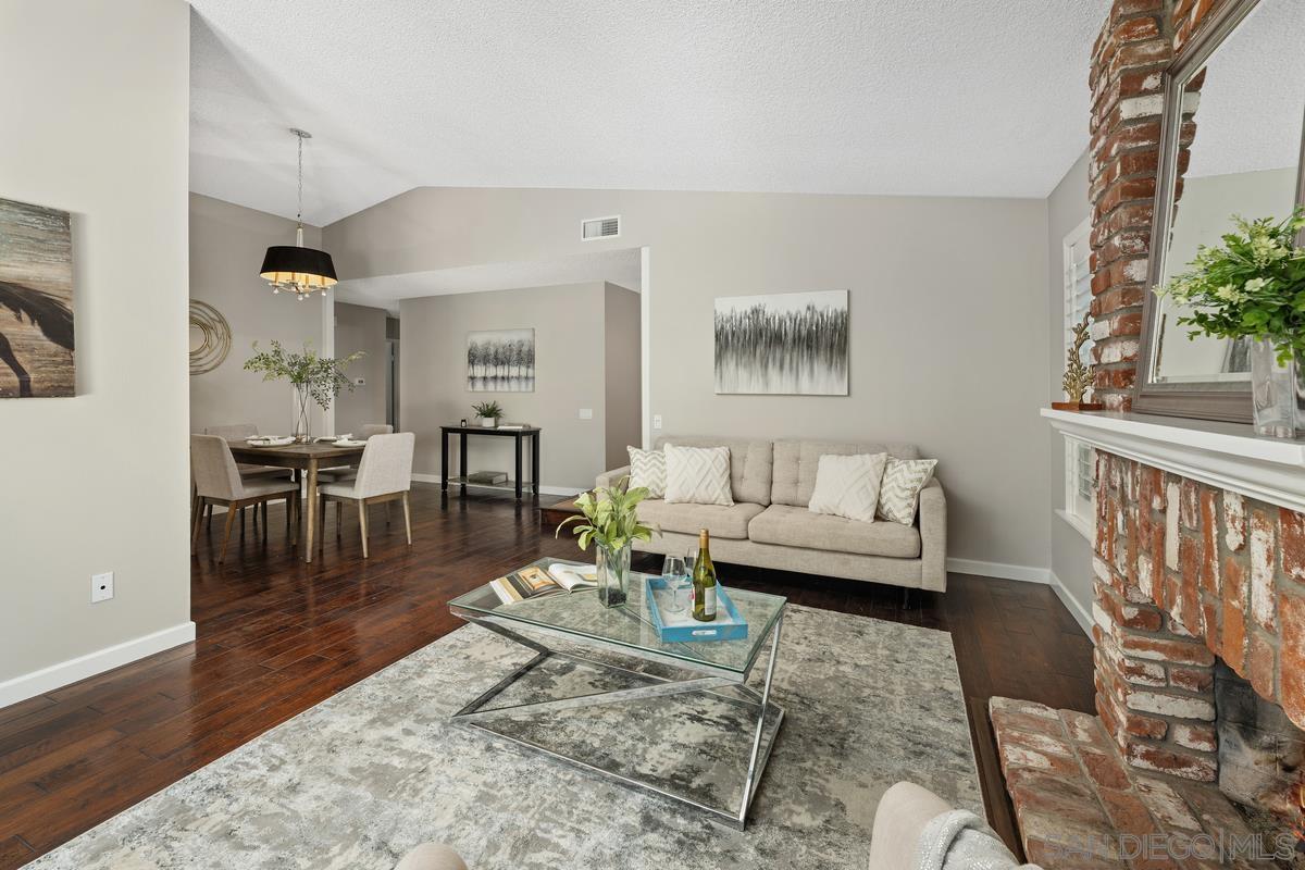 Detail Gallery Image 8 of 27 For 6330  Printwood Way, San Diego,  CA 92117 - 4 Beds | 2 Baths