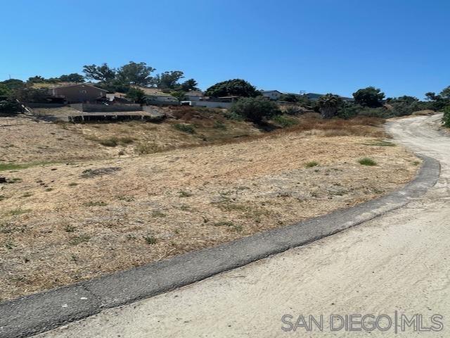 Detail Gallery Image 6 of 8 For , San Diego,  CA 92114 - – Beds | – Baths